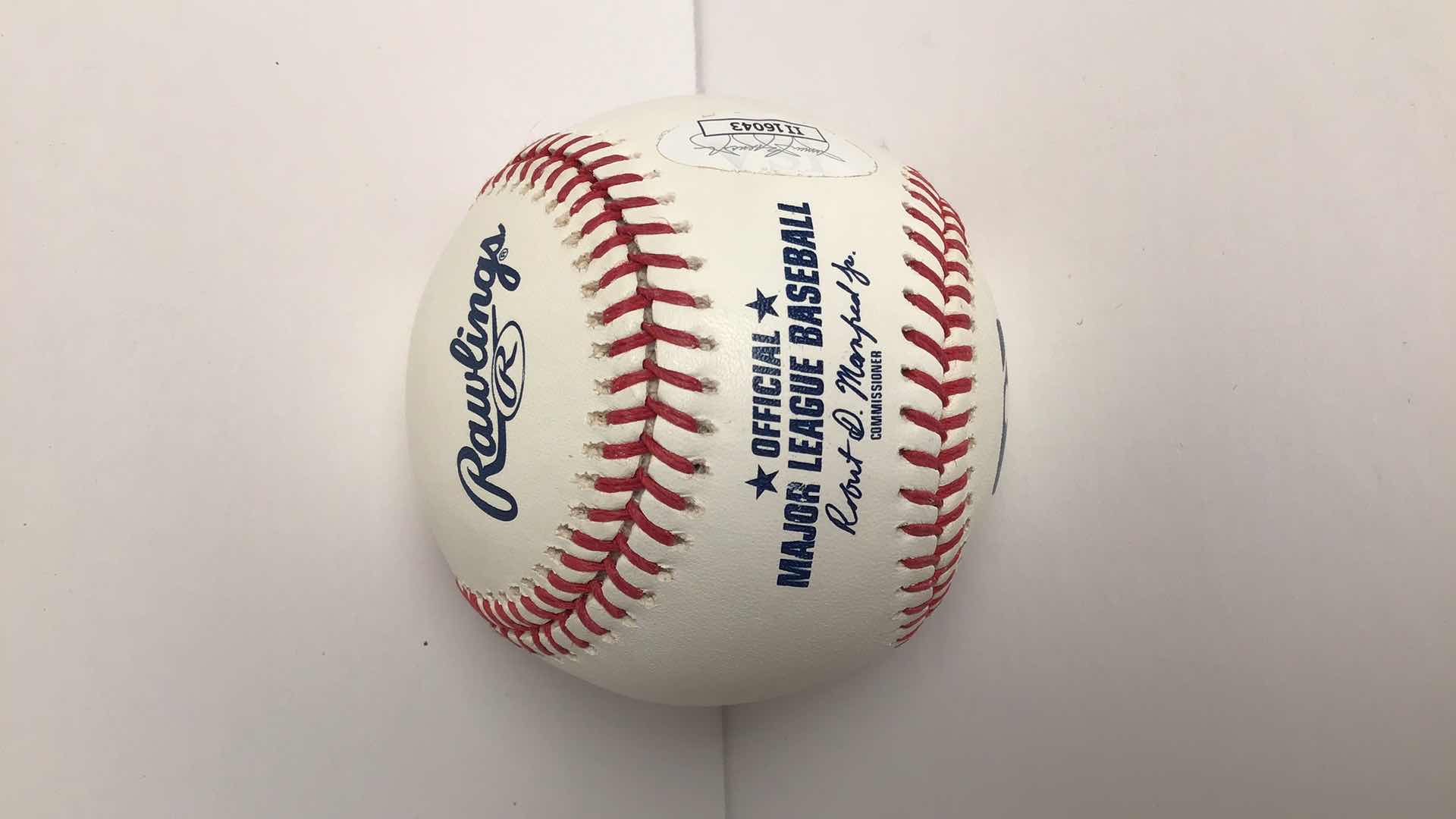 Photo 2 of DAVID PRICE 33 SIGNED OFFICIAL RAWLINGS BASEBALL JSA II16043*