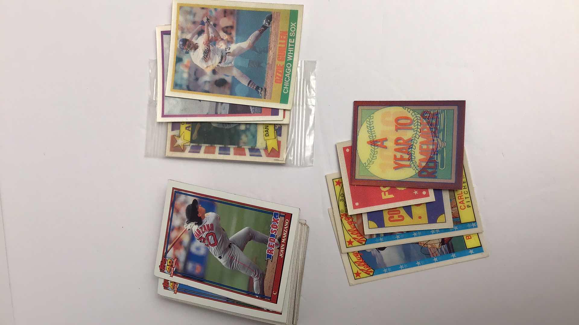 Photo 1 of $25 LOT OF APPROX 50 TOPPS CHEWING GUM MLB CARDS & 9 MLB HOLOGRAPHICS*