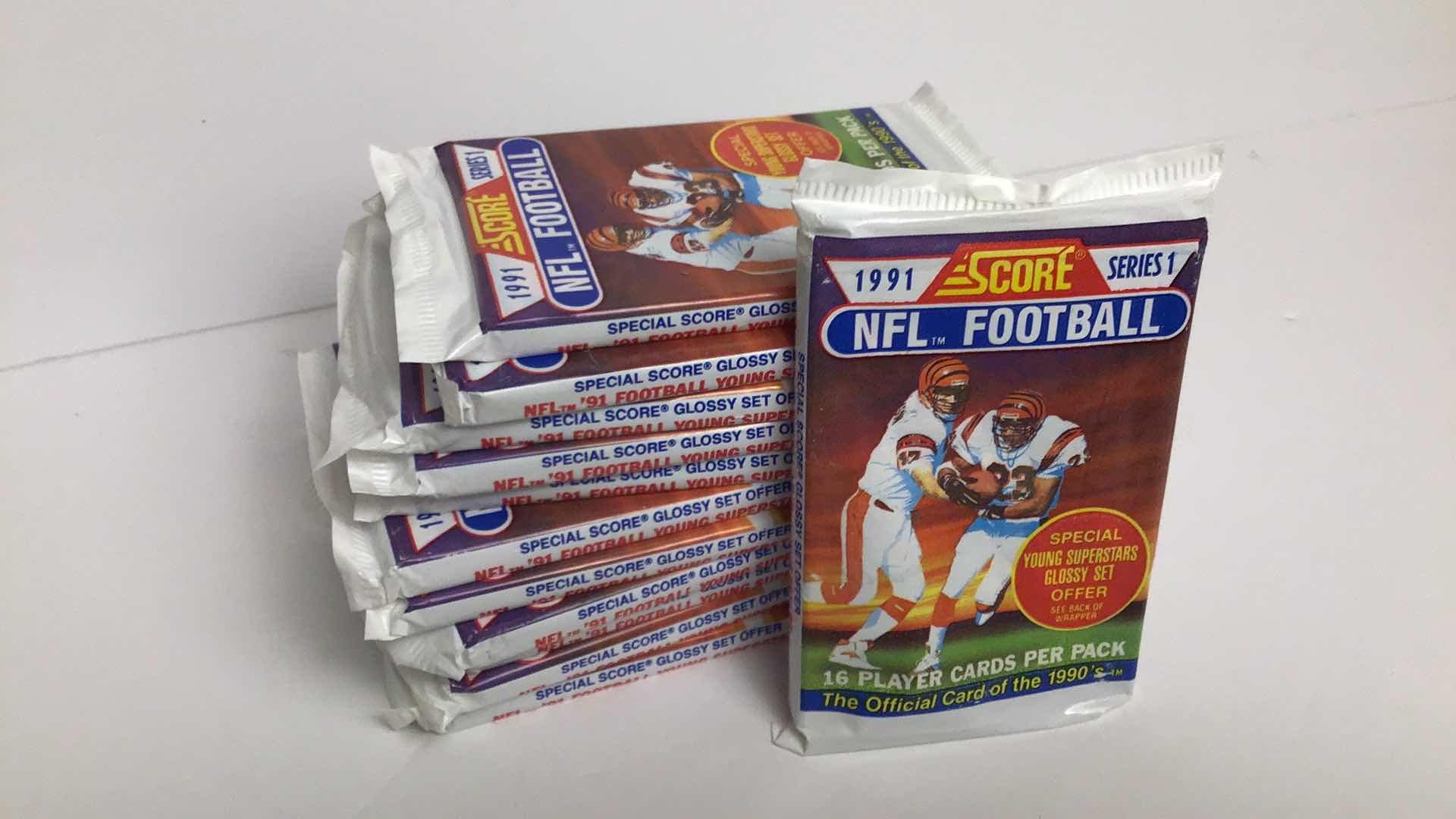 Photo 2 of $50 12 SEALED PACKS OF SCORE 1991 SERIES 1 NFL TRADING CARDS*