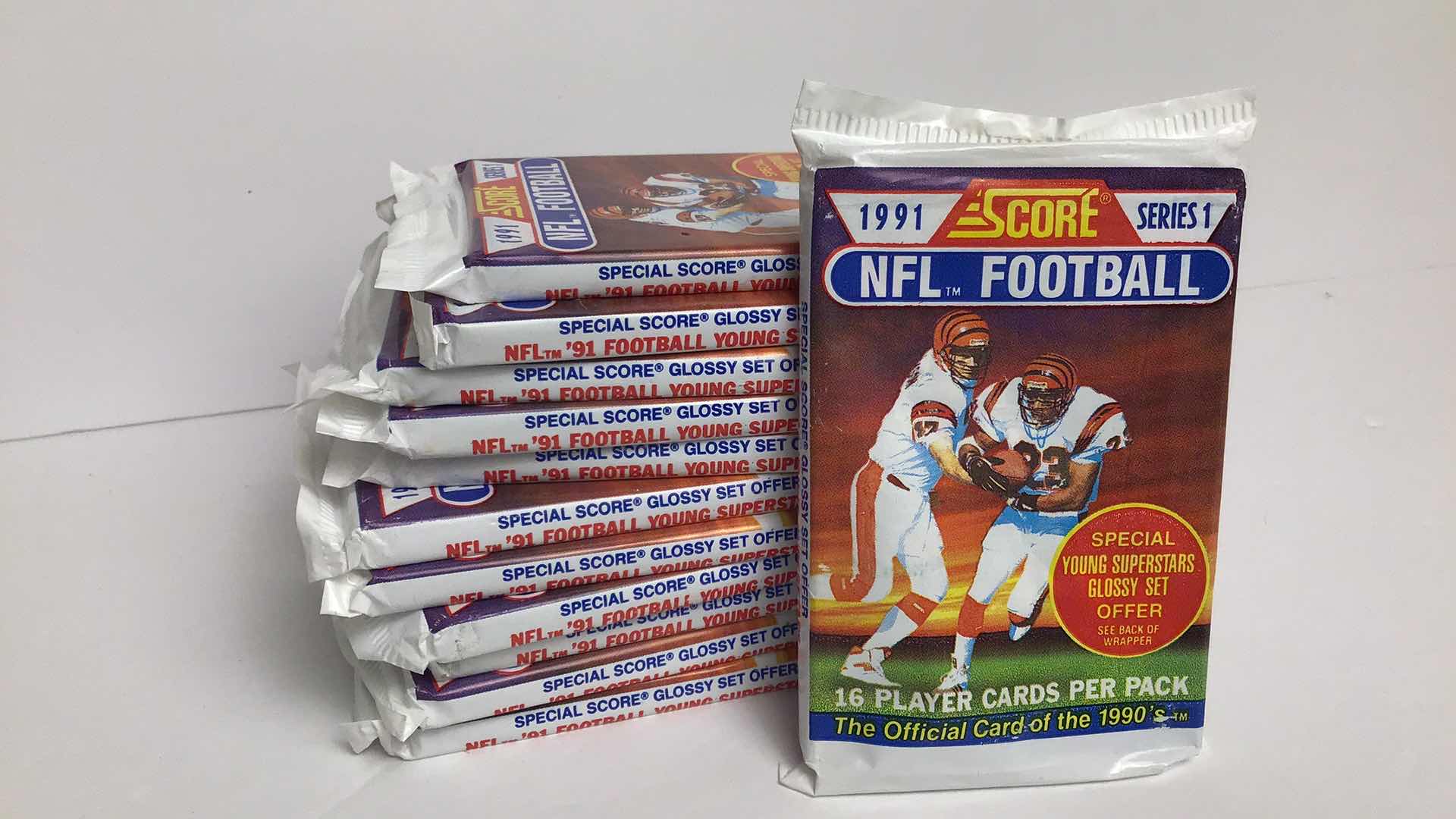 Photo 1 of $50 12 SEALED PACKS OF SCORE 1991 SERIES 1 NFL TRADING CARDS*