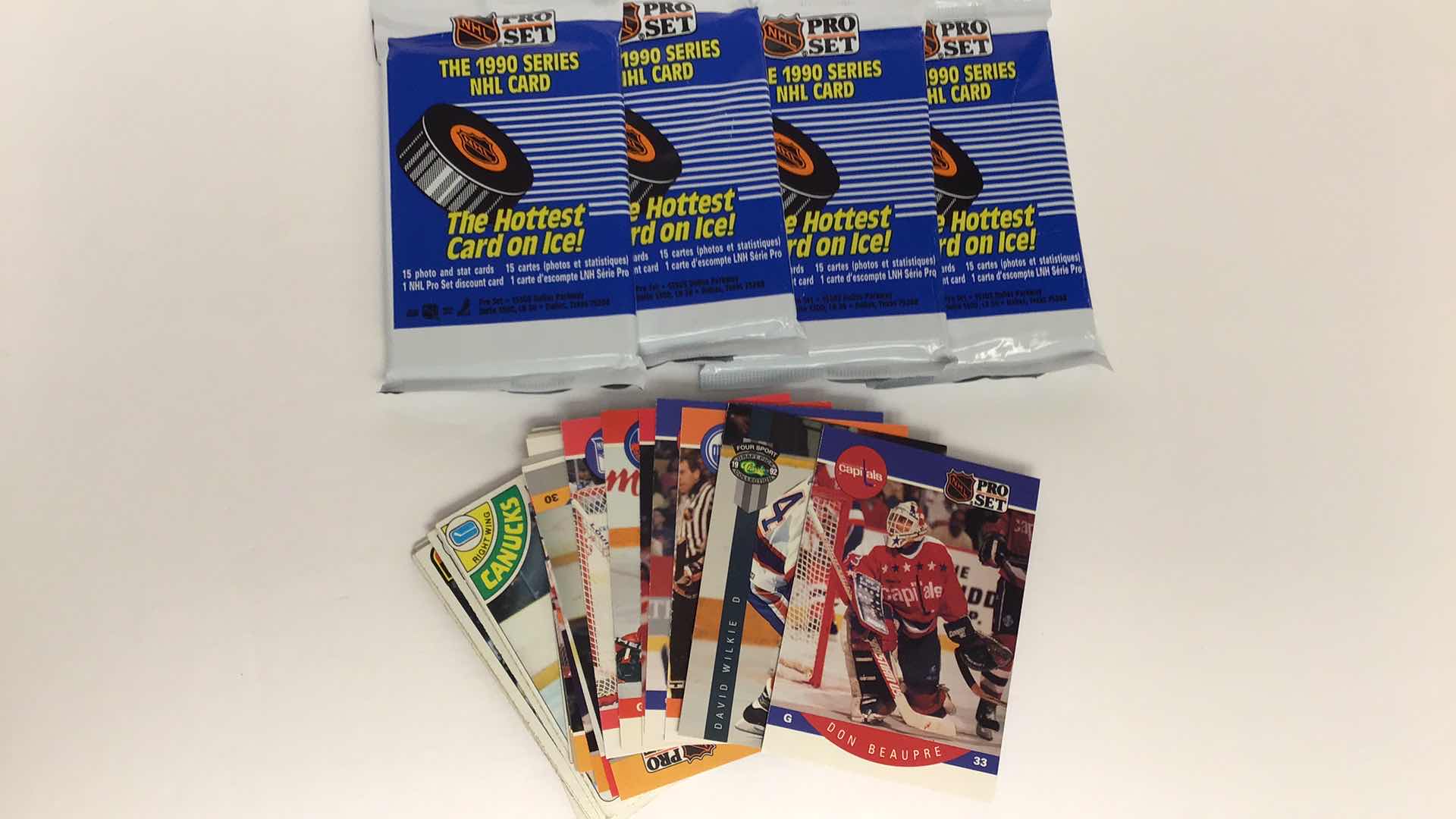 Photo 3 of $30 4 SEALED NHL PRO SET 1990 TRADING CARDS AND 20 LOOSE CARDS*