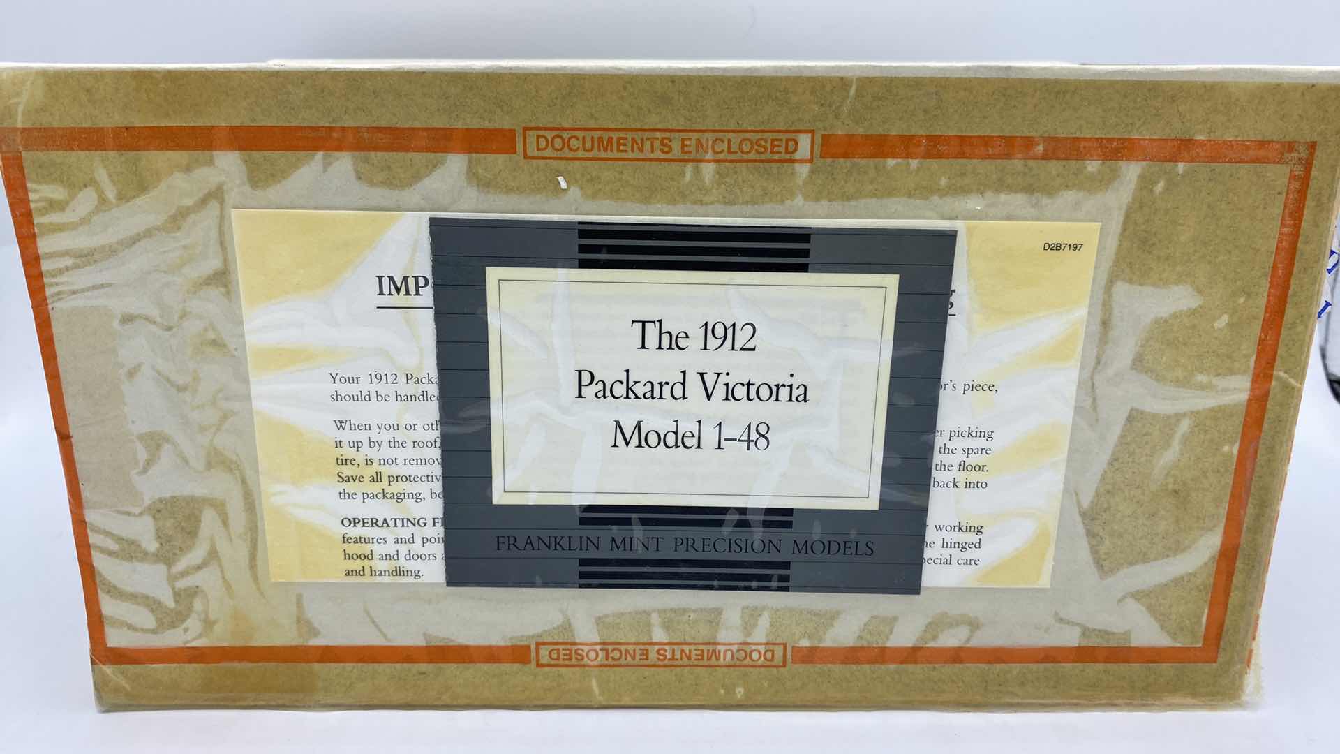 Photo 5 of FRANKLIN MINT 1912 PACKARD VICTORIA MODEL 1-48 WITH BOX $350
