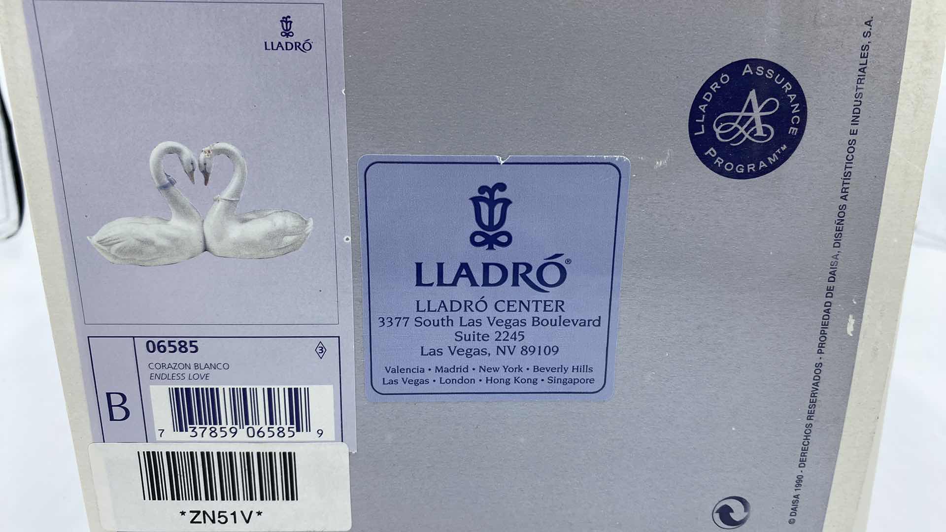 Photo 2 of VINTAGE LLADRO #6585 ENDLESS LOVE 11“ x 5“ BOX INCLUDED