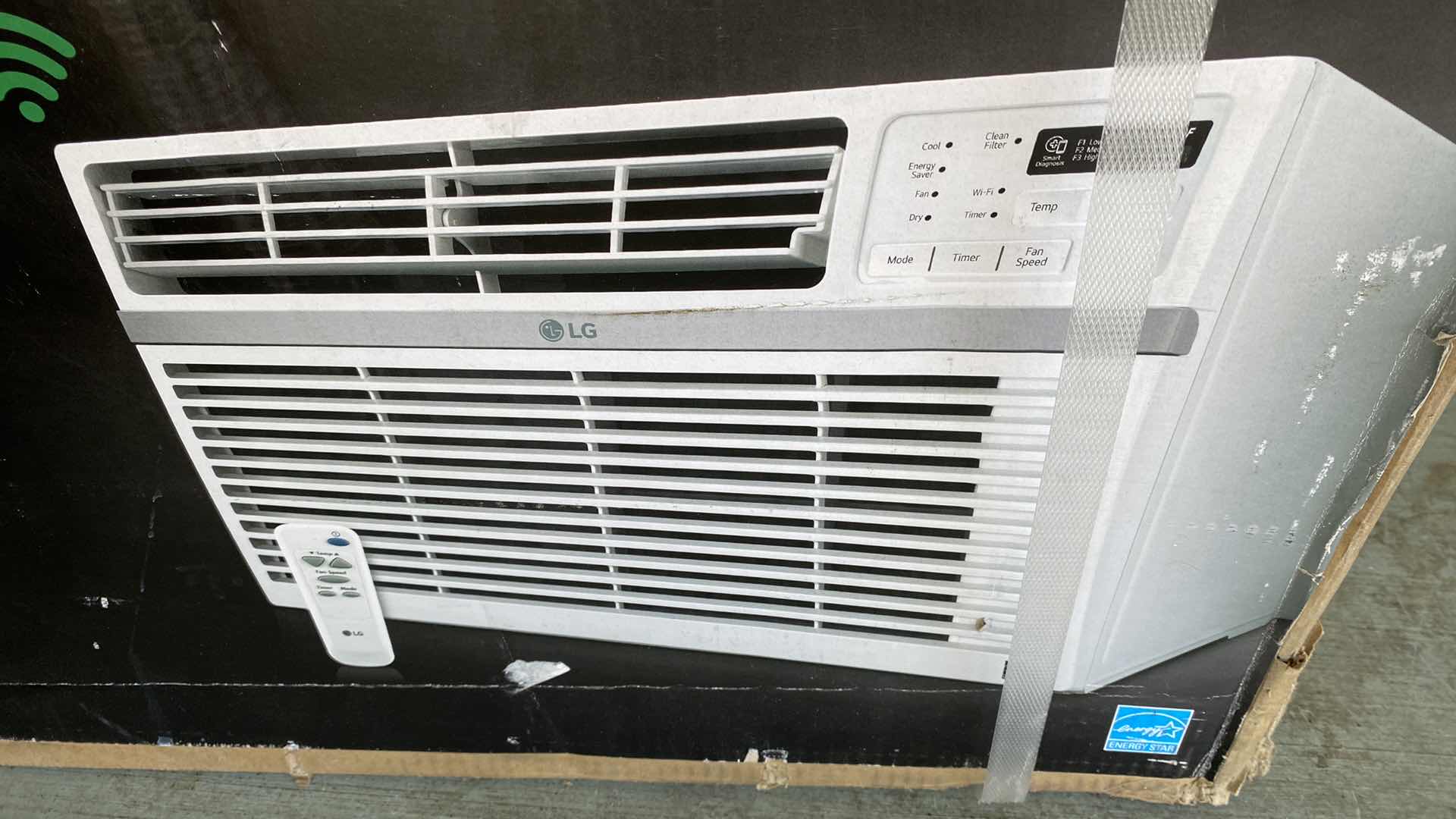 Photo 4 of NIB LG ROOM AIR CONDITIONER LW1217ERSM 12,000 BTU FOR ROOM SIZE 550 Sq. Ft.