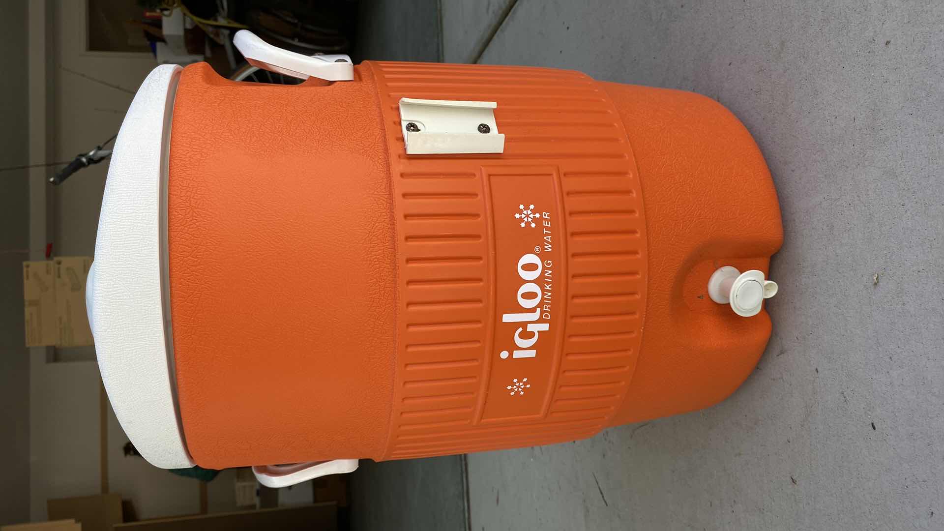 Photo 2 of IGLOO LARGE WATER COOLER  5 GALLONS