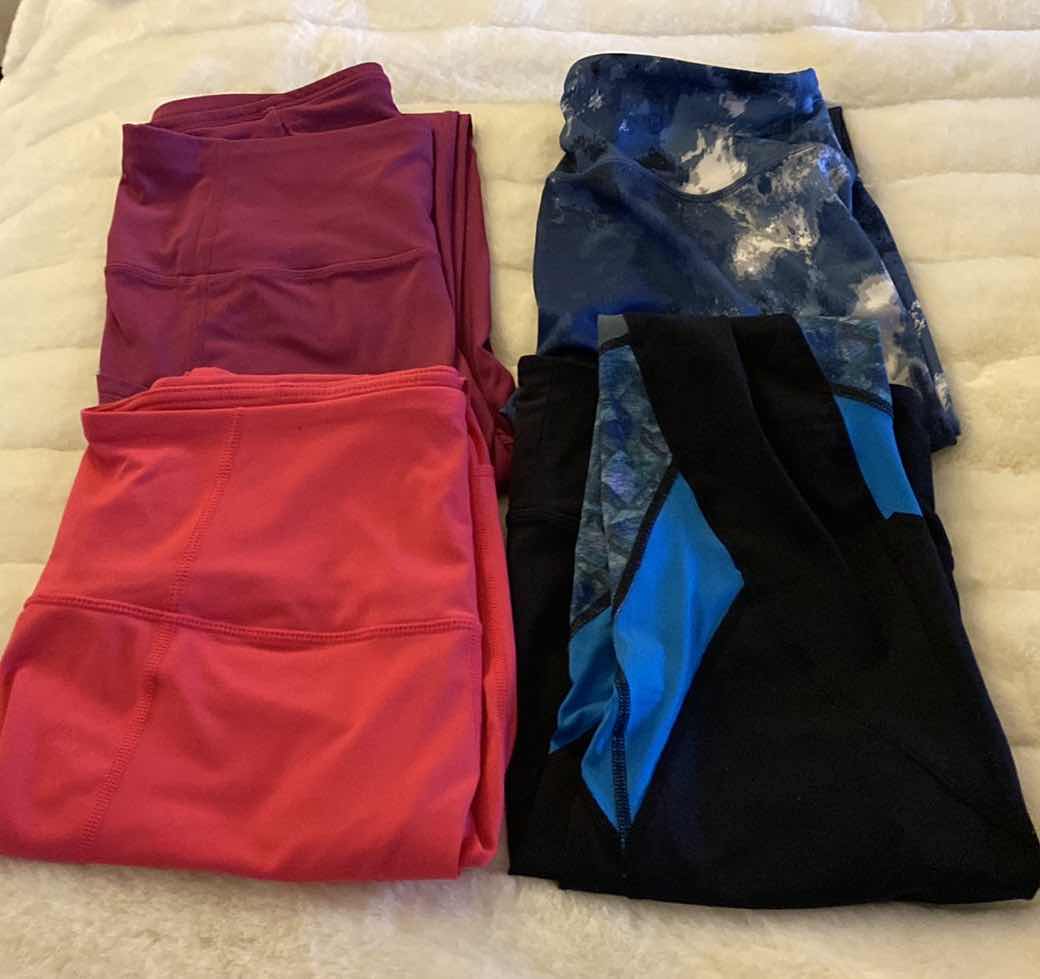 Photo 2 of 8 - WOMENS SIZE LARGE LEGGINGS FITNESS PANTS (2 ARE COOLIBAR)