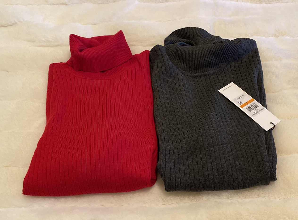 Photo 2 of 4- WOMENS SIZE SMALL NEW  CALVIN KLEIN OVERSIZED SWEATERS (1 has tag)