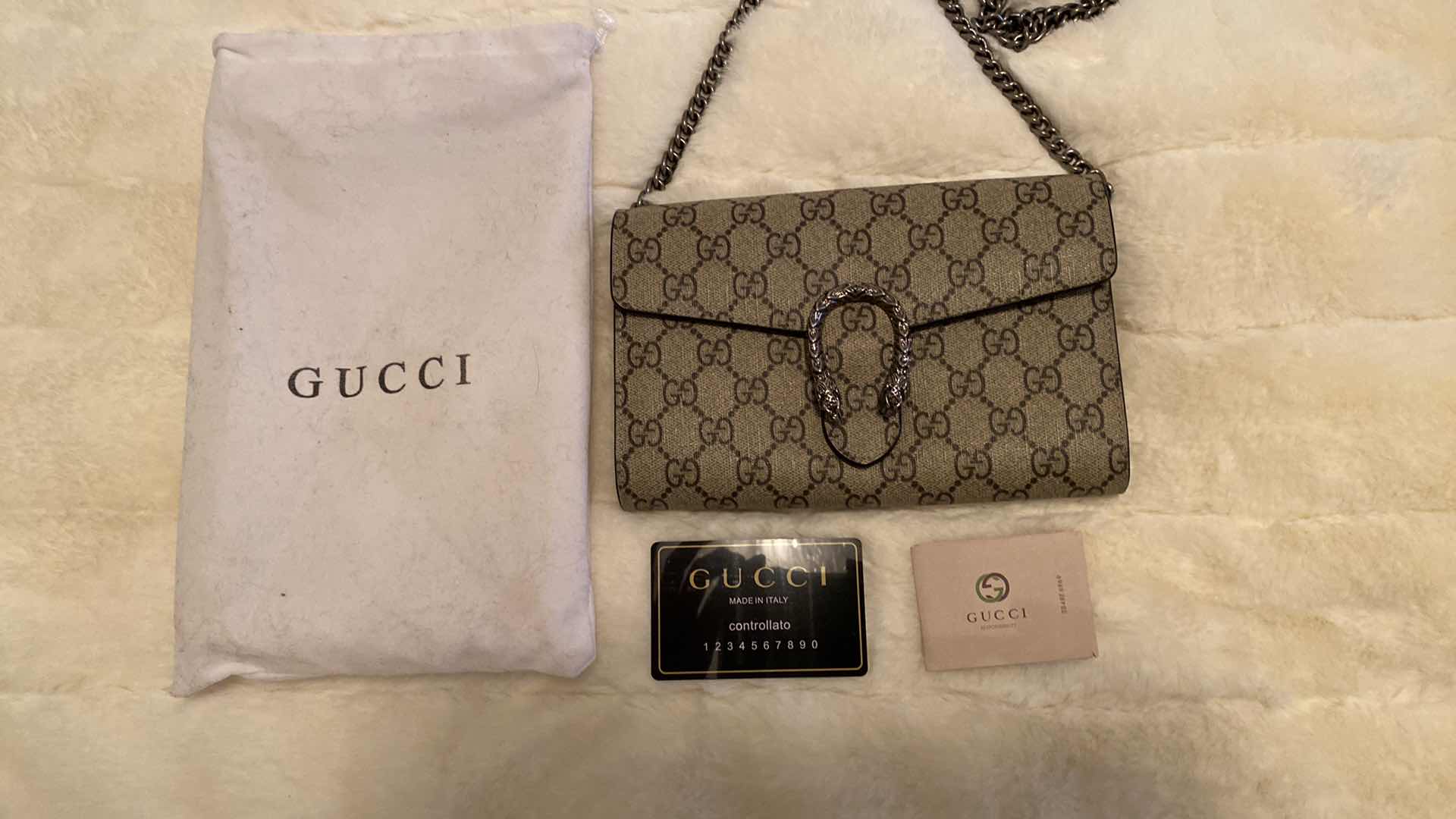 Photo 2 of REPLICA GUCCI  DIONYSUS GG SUPREME WALLET ON CHAIN