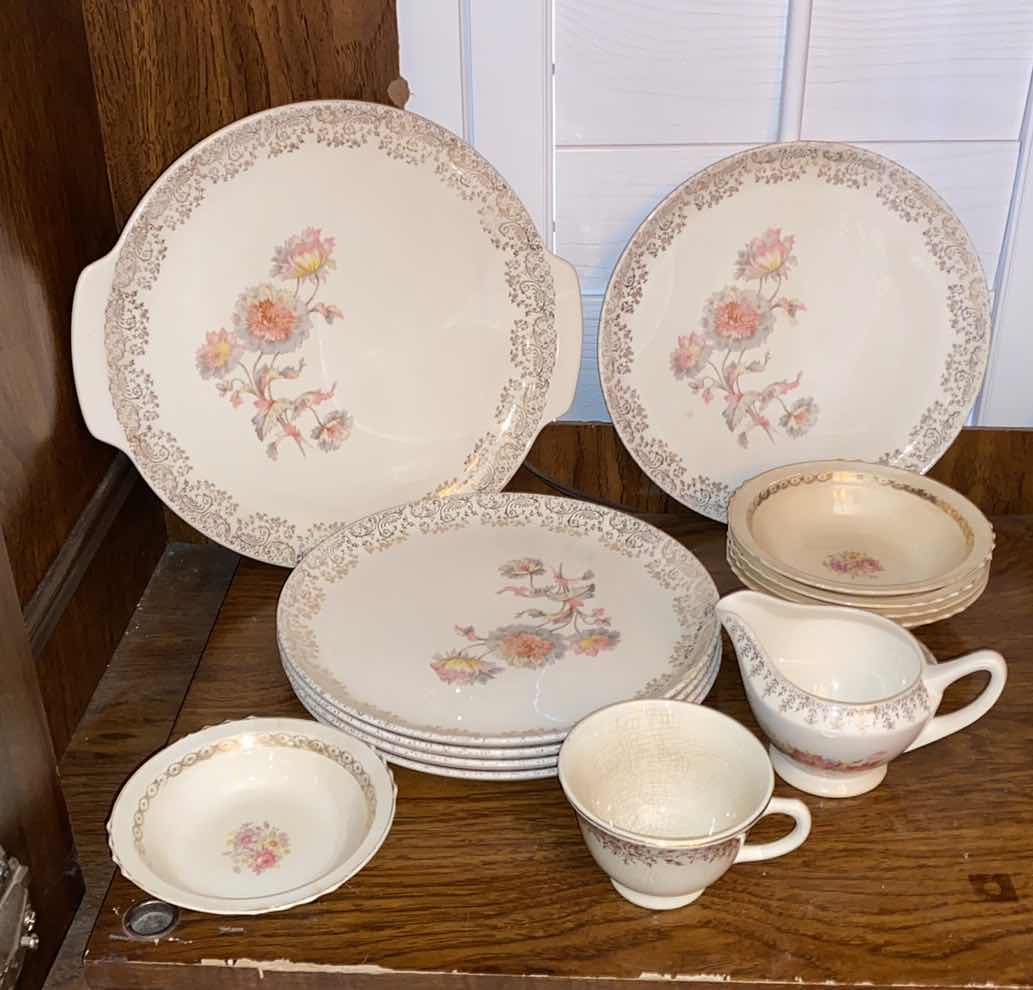 Photo 1 of 13 PCS-VINTAGE FSX168 GOLD FLOWERS ON EDGE W. FLORAL CENTER CHINA BY THE FRENCH SAXON CHINA CO.