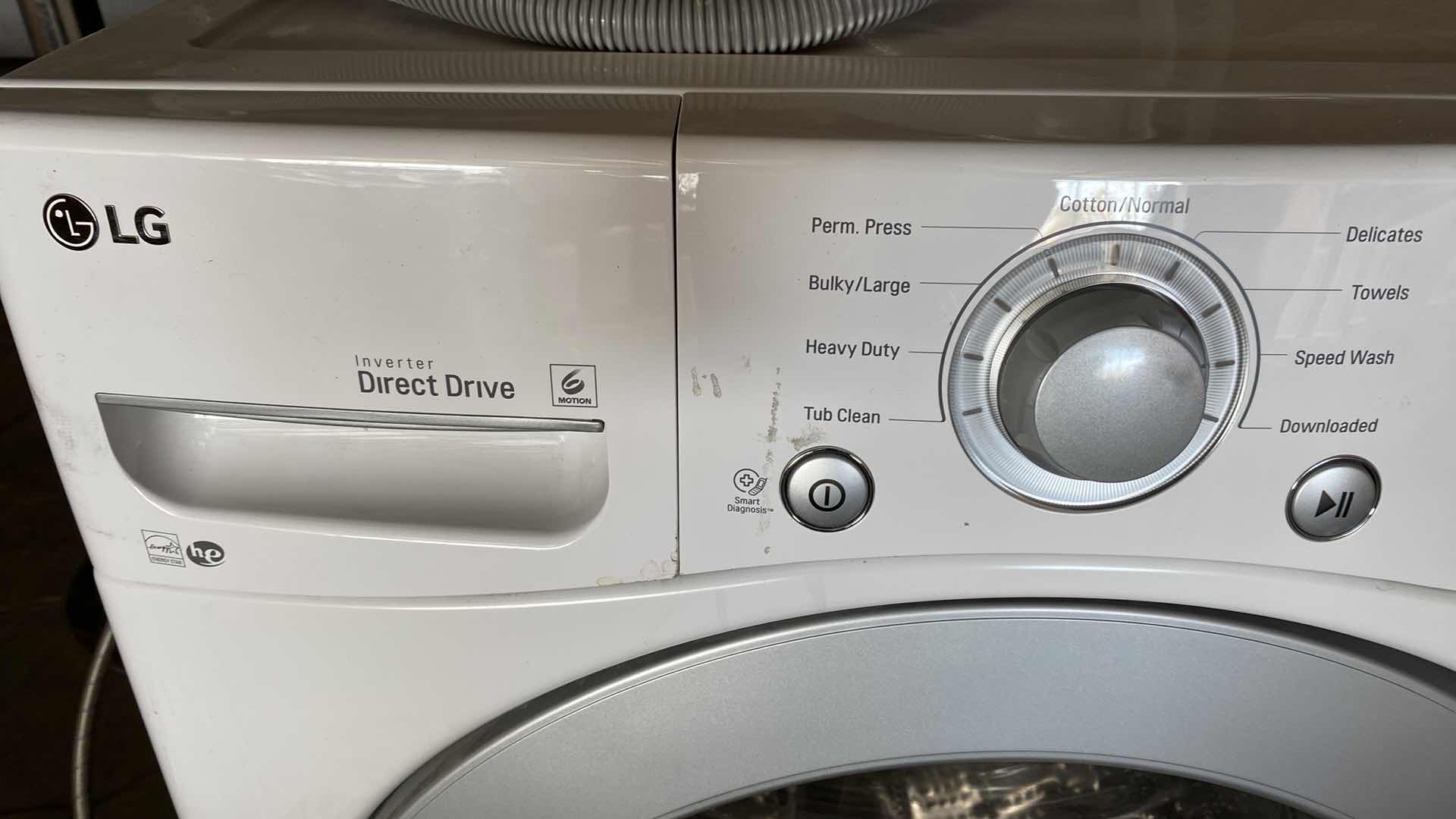 Photo 2 of LG WASHER AND DRYER - NOT TESTED