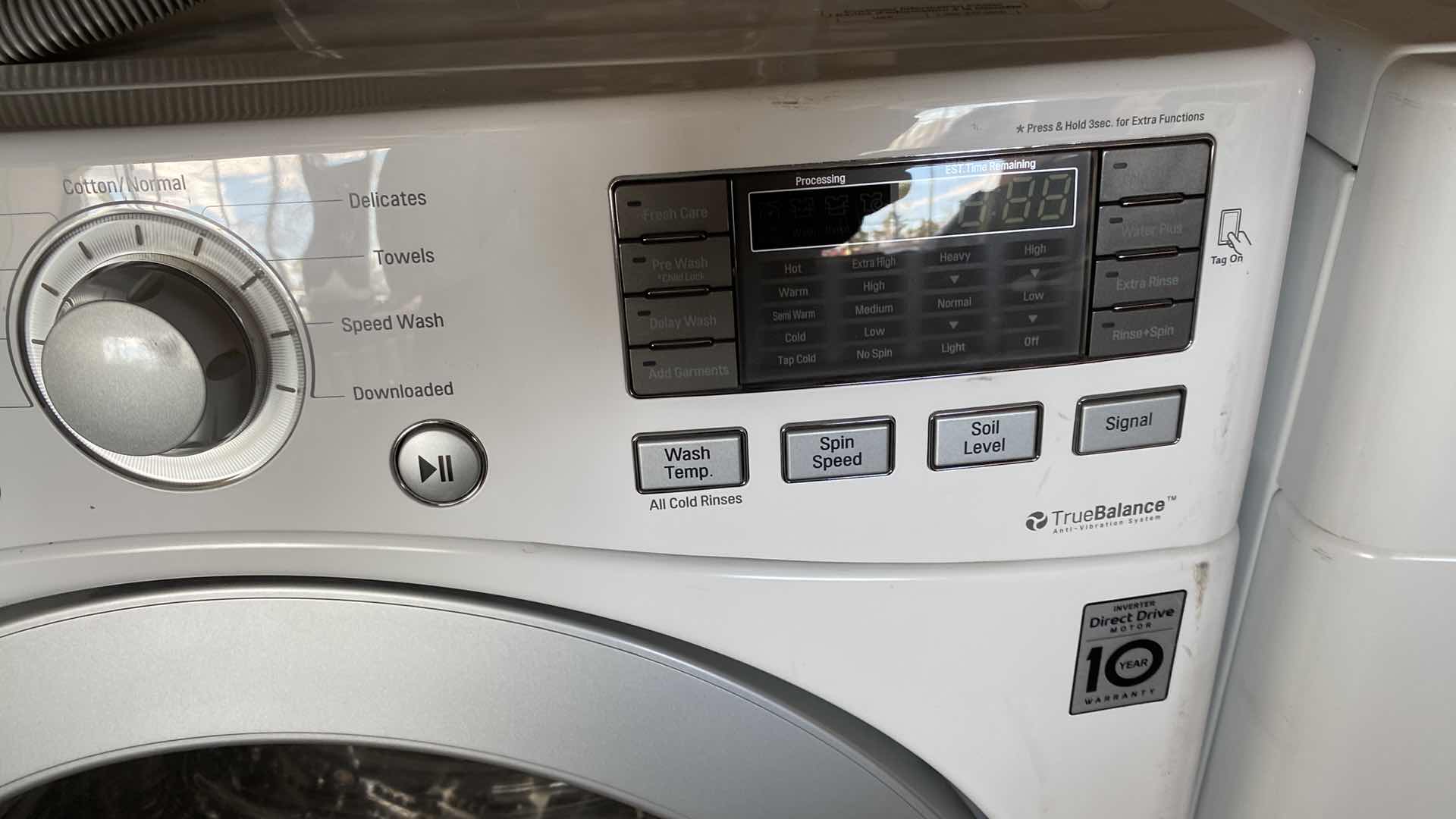 Photo 3 of LG WASHER AND DRYER - NOT TESTED