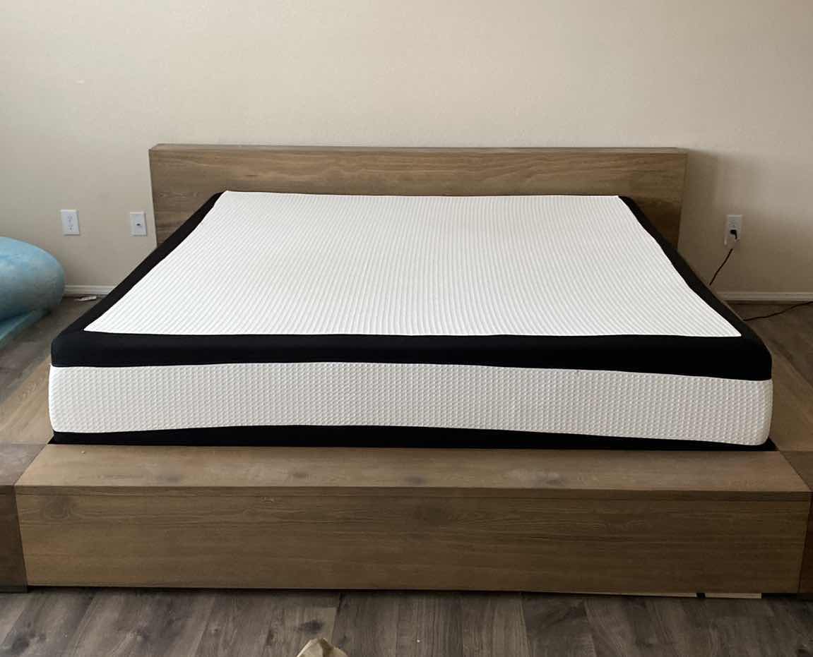 Photo 1 of FOAM MATTRESS WITH REMOVABLE  COVER KING 75” x 78”