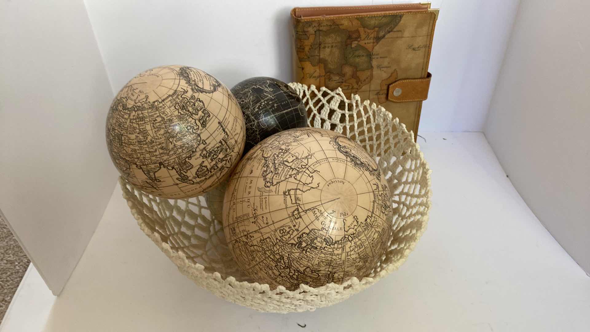 Photo 3 of STRING BASKET WITH GLOBE BALLS (BASKET 13” X 6”) AND HAT WALL DECOR