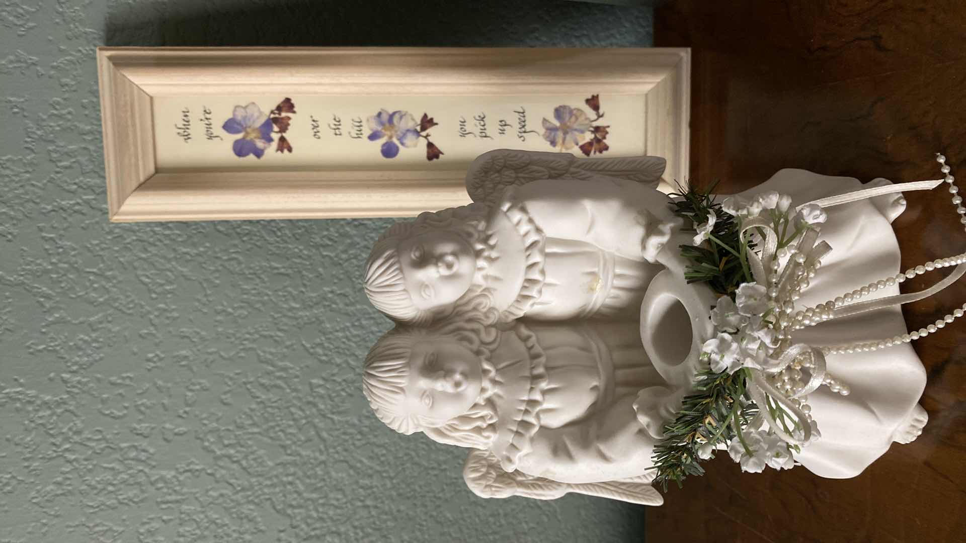 Photo 1 of HOME DECOR ASSORTMENT LARGEST 9 1/2” x 11 1/2”