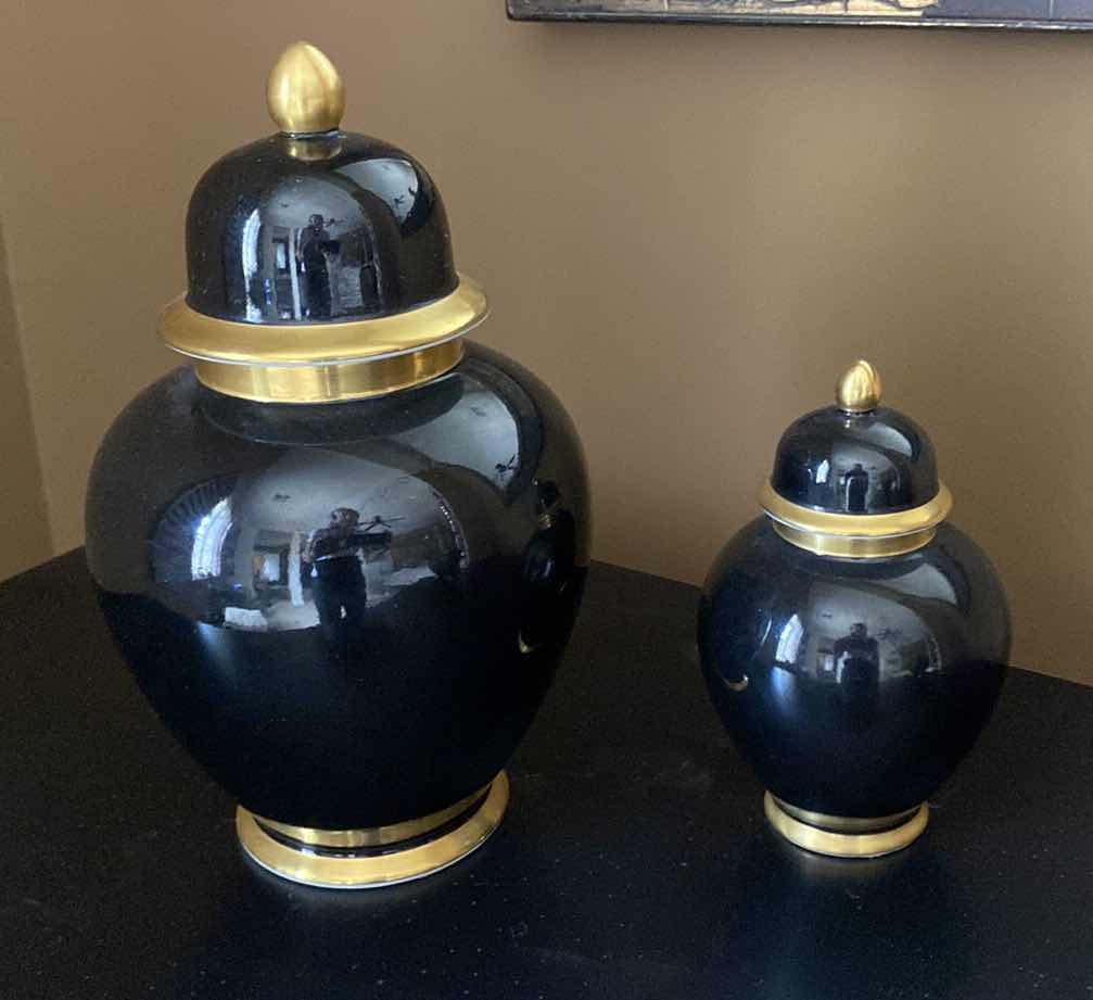 Photo 1 of FITZ AND FLOYD RENAISSANCE URNS WITH LIDS H  10”