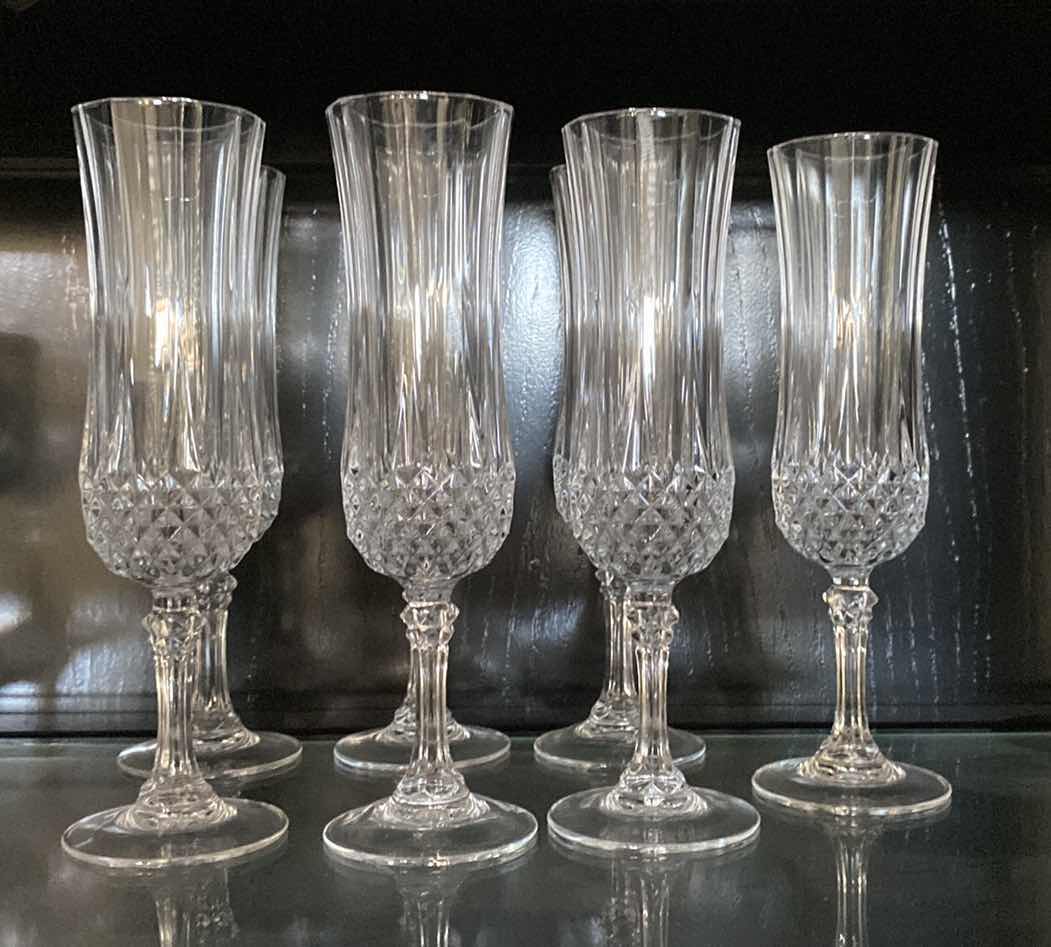 Photo 1 of 7 LONGCHAMPS CHAMPAGNE GLASSES