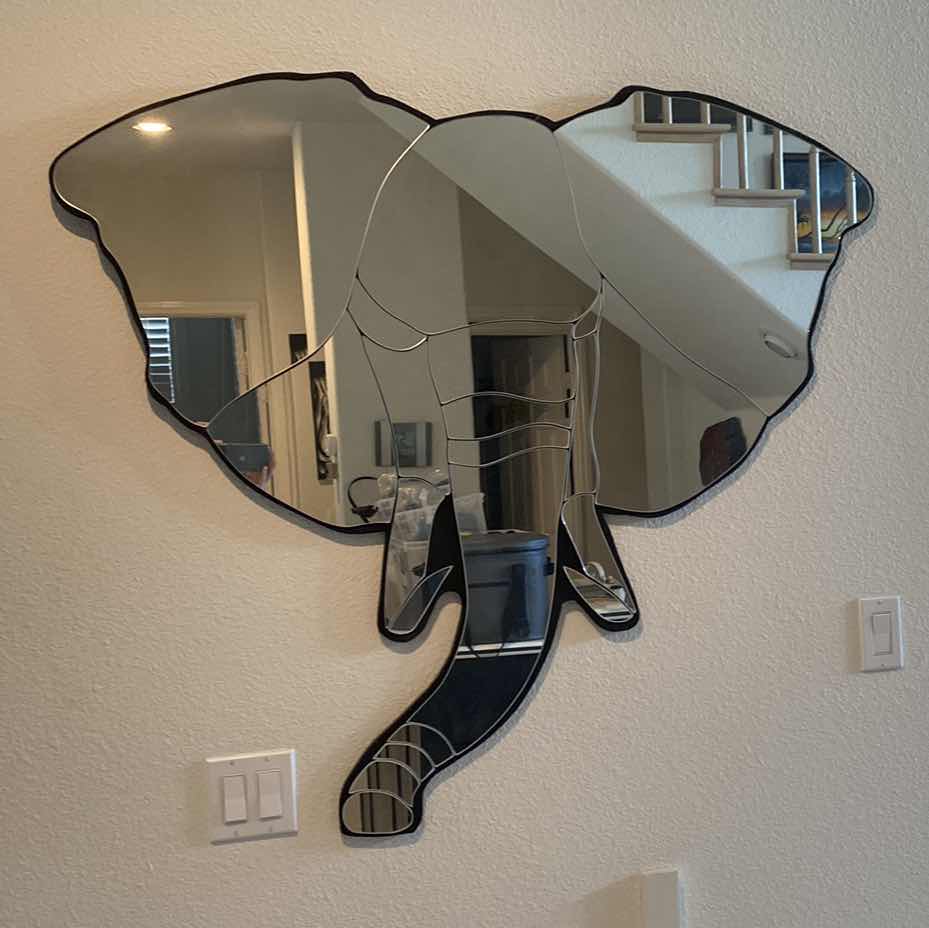 Photo 1 of ELEPHANT MIRROR WALL DECOR 46“ x 41“