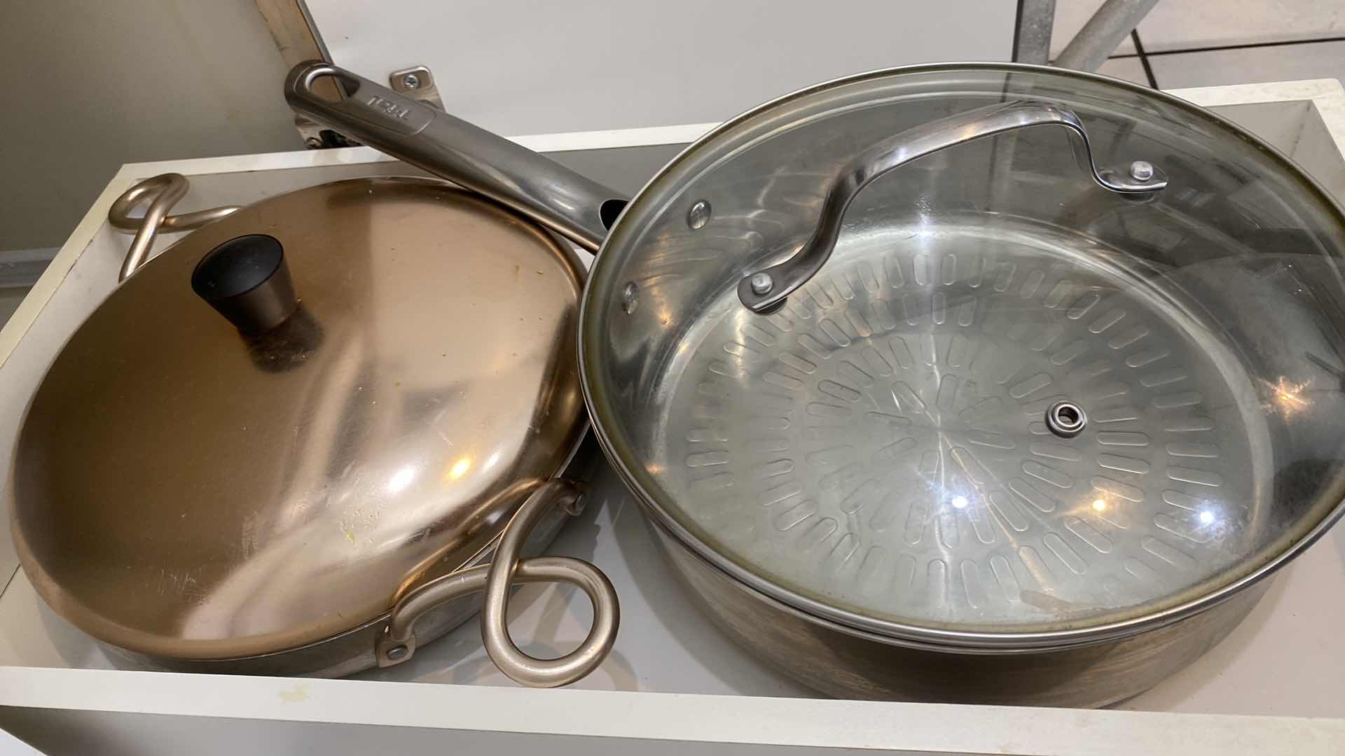 Photo 3 of CONTENTS OF KITCHEN CABINET - PANS WITH LIDS