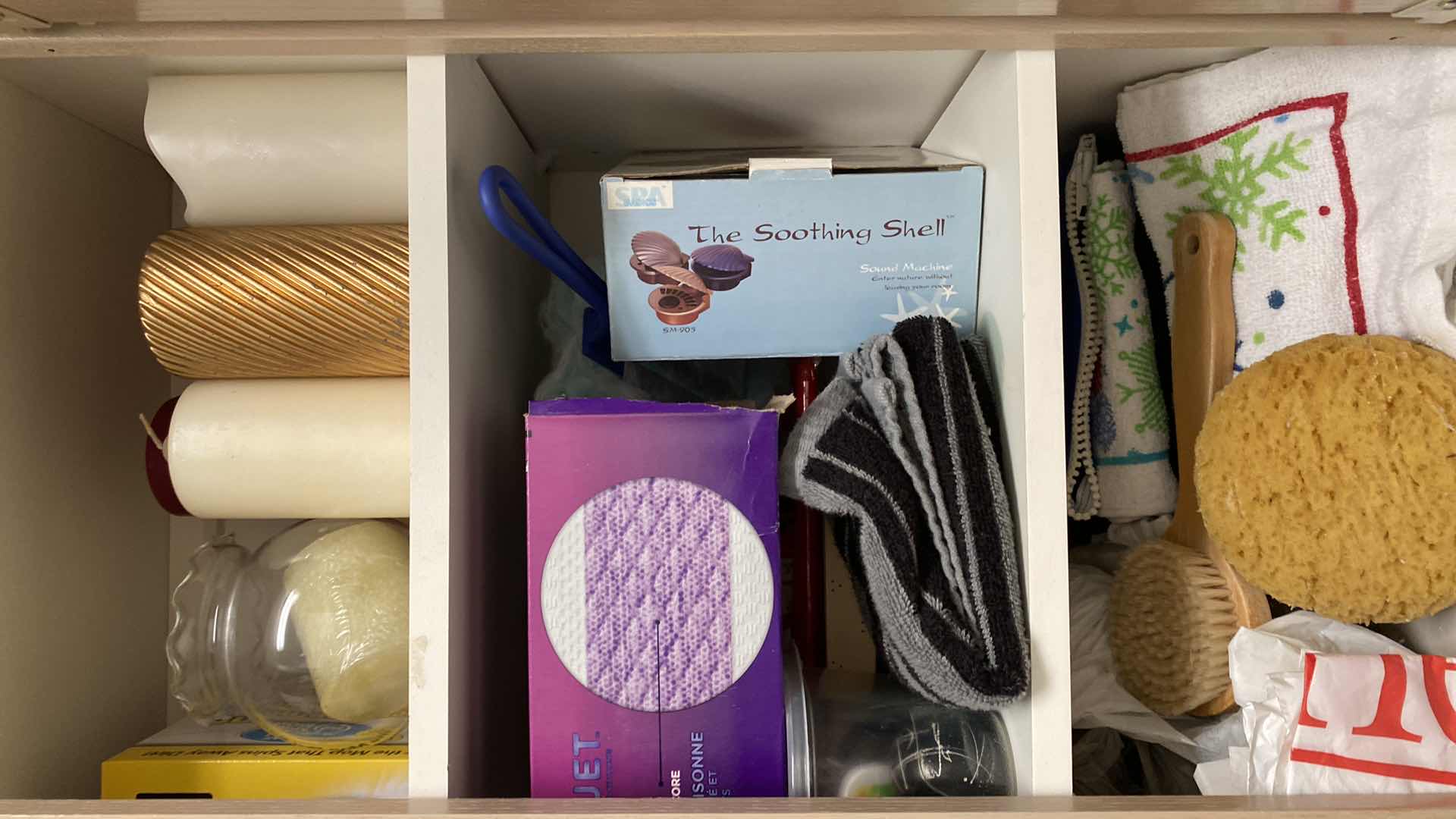 Photo 3 of CONTENTS LAUNDRY ROOM CABINET - CLEANING TOWELS CANDLES