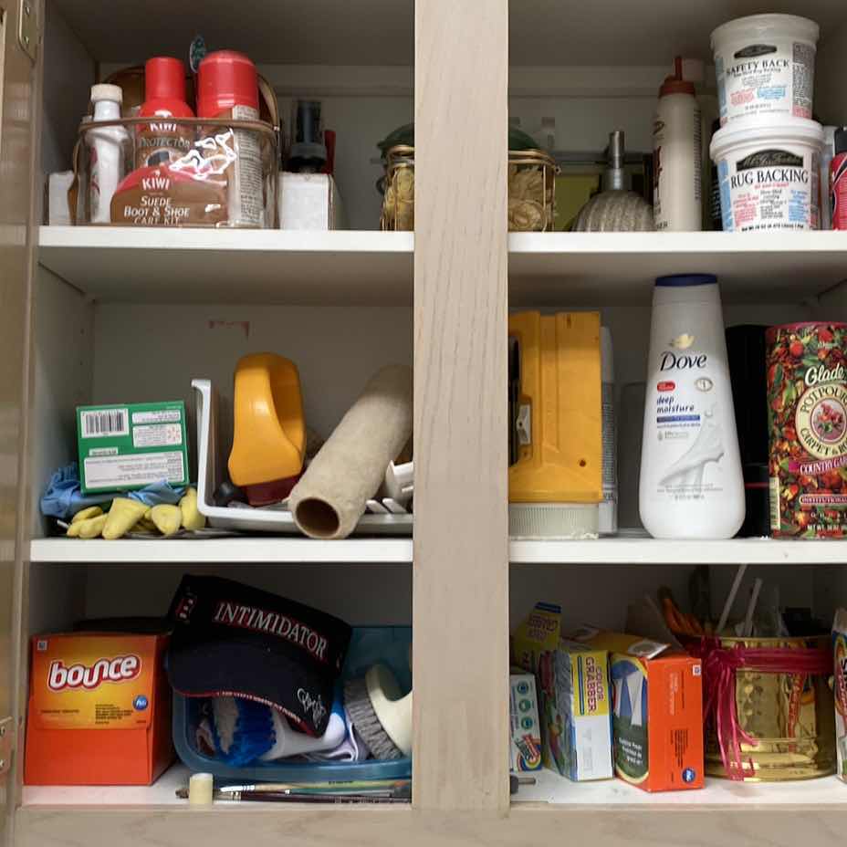 Photo 1 of CONTENTS OF LAUNDRY ROOM CABINET - LAUNDRY AND HOUSEHOLD ITEMS