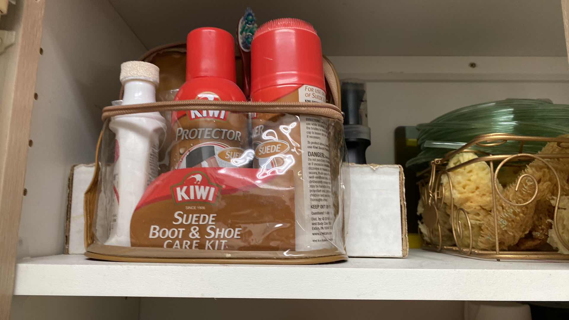 Photo 2 of CONTENTS OF LAUNDRY ROOM CABINET - LAUNDRY AND HOUSEHOLD ITEMS