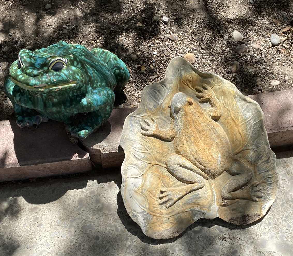 Photo 1 of CERAMIC GLAZED FROG 10” x 9” x 7 1/2” & FROG ON PAD FOR 10“ X 9“ X 7 1/2“WALL 13” x 13”