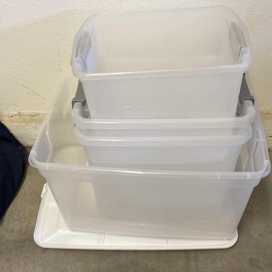 Photo 1 of 4 PLASTIC TOTES 1 LID