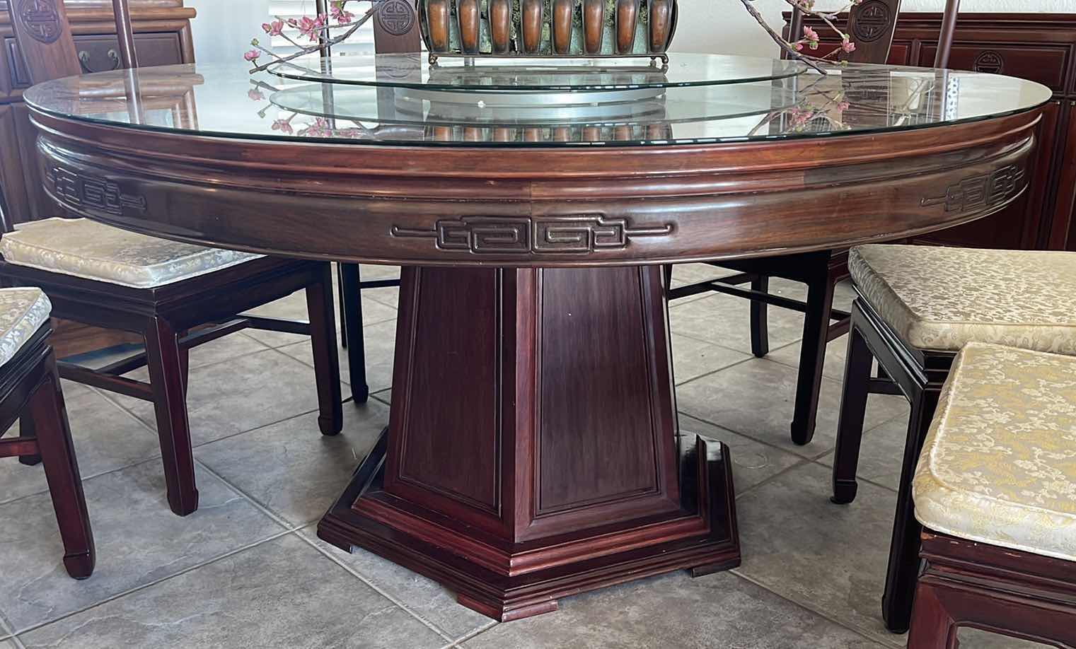 Photo 2 of 36" ROUND CHINESE DESIGN ROSEWOOD DINING TABLE W GLASS PROTECTIVE COVER & LAZY SUSAN,  6-MATCHING SIDE CHAIRS 