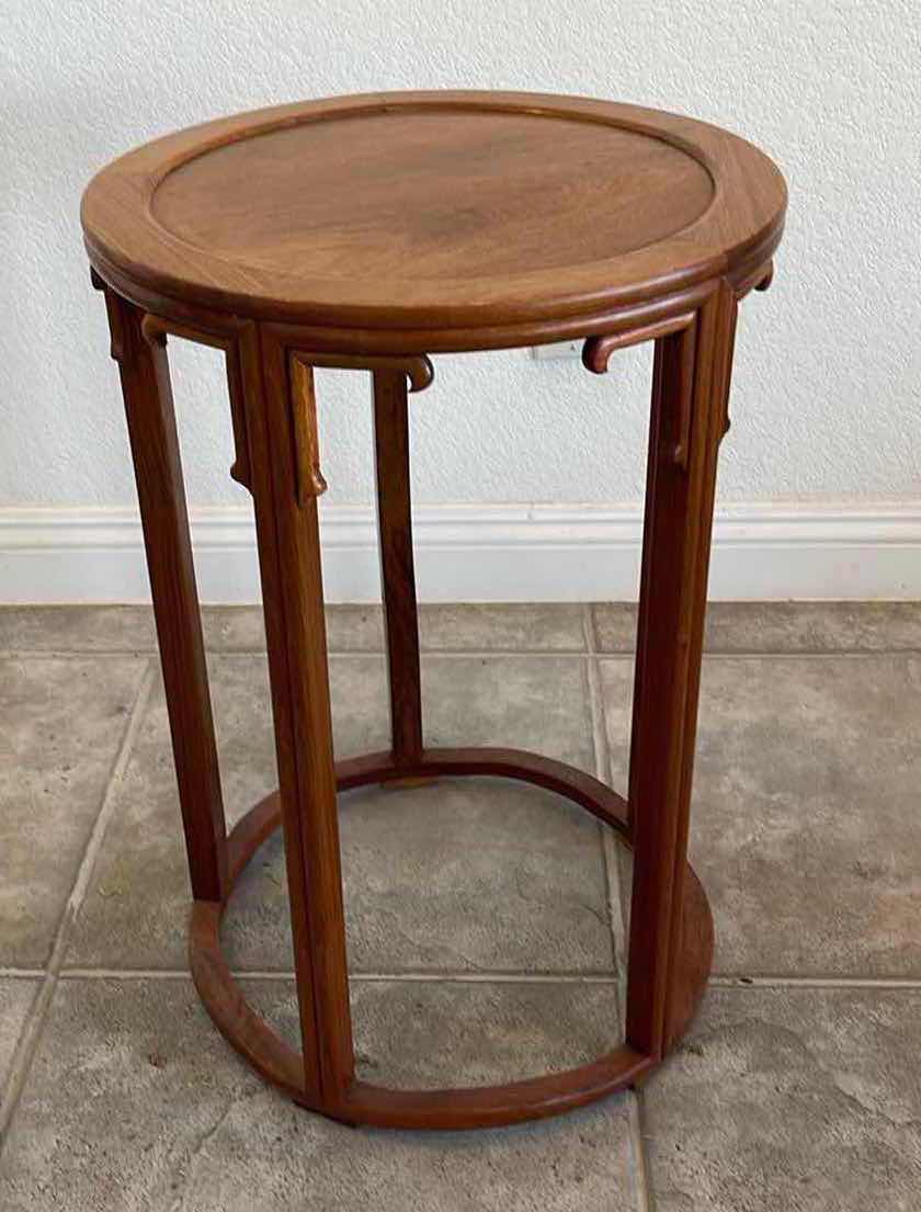Photo 1 of 17" ROUND ROSEWOOD ACCENT TABLE  H25”