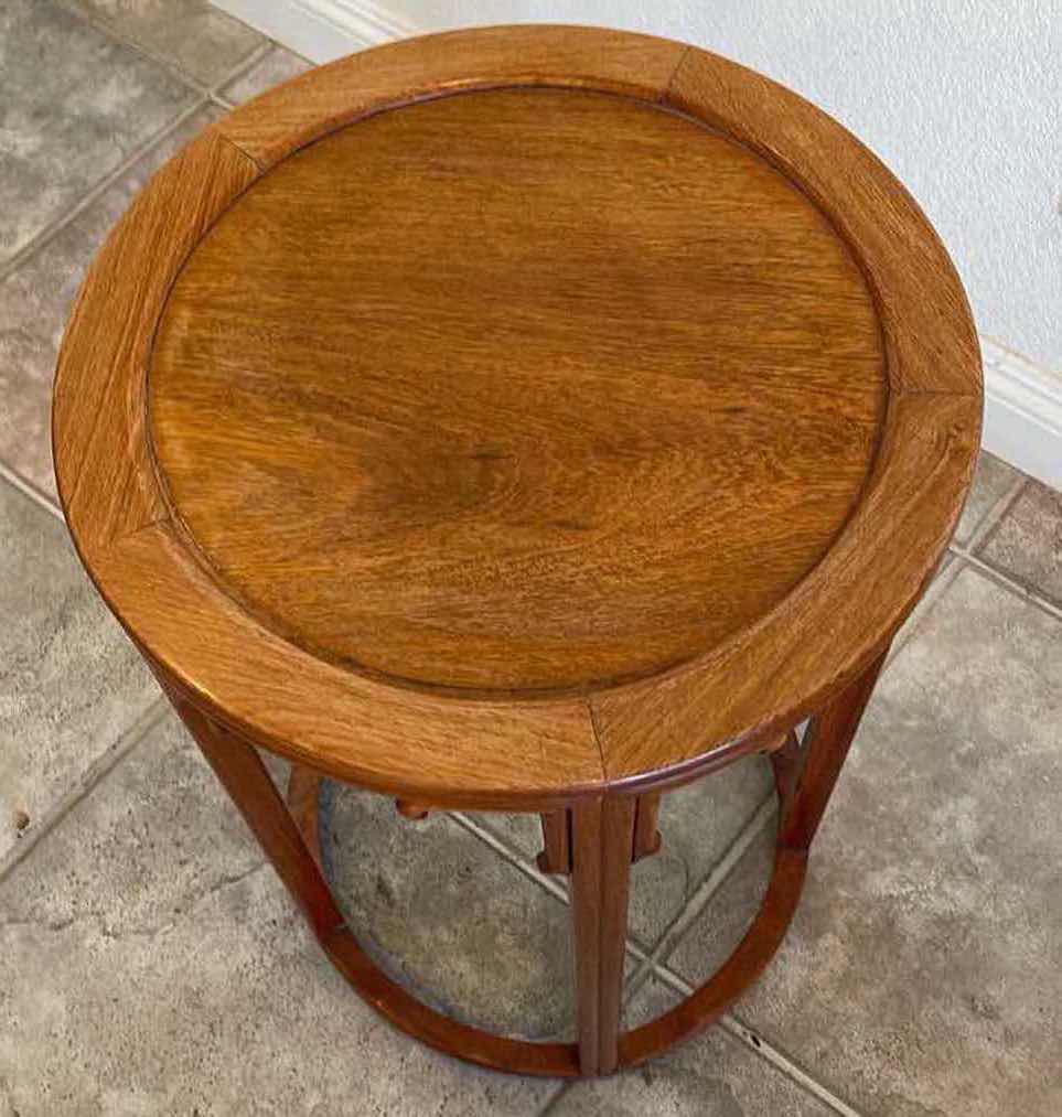 Photo 3 of 17" ROUND ROSEWOOD ACCENT TABLE  H25”