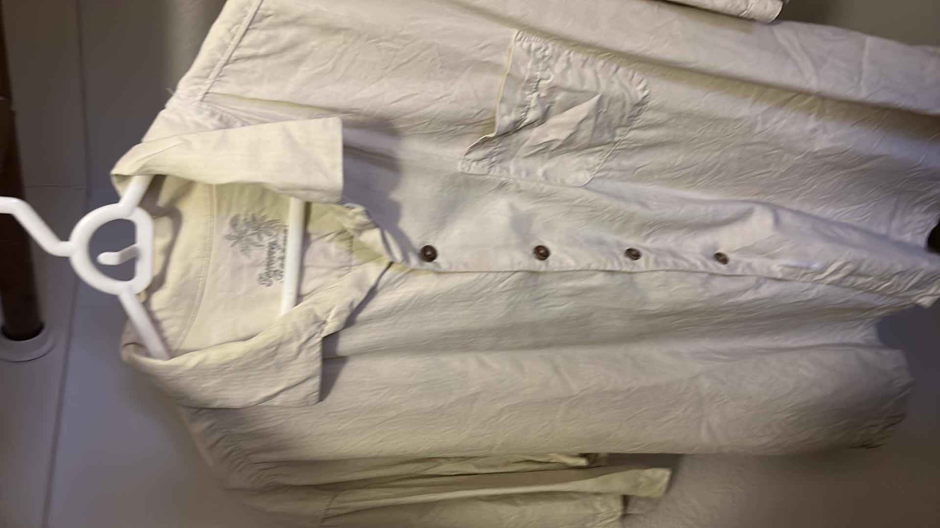 Photo 7 of 5 MENS TOMMY BAHAMA SHIRTS SIZE XL & XXL