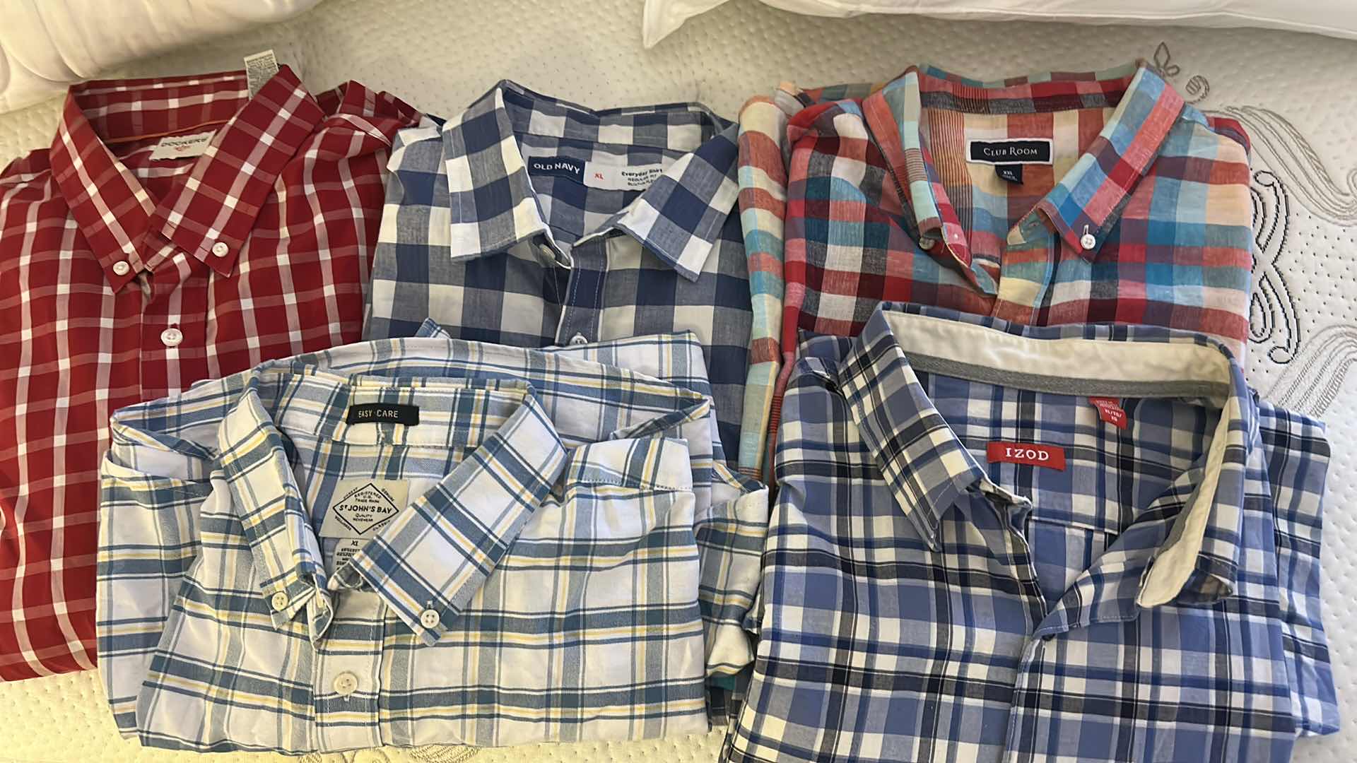 Photo 1 of 5 MENS BUTTON UP SHIRTS SIZE XL AND XXL