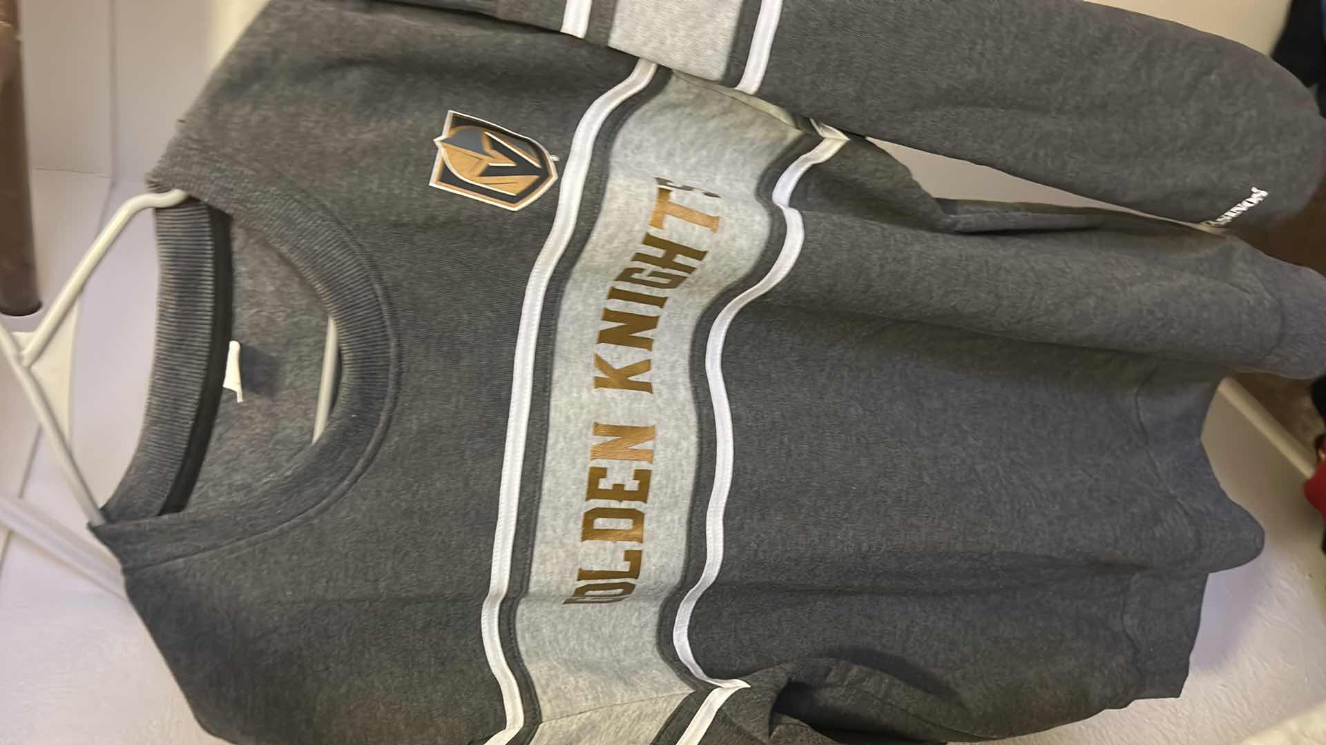 Photo 6 of MENS VEGAS GOLDEN KNIGHTS CLOTHING L - XXL