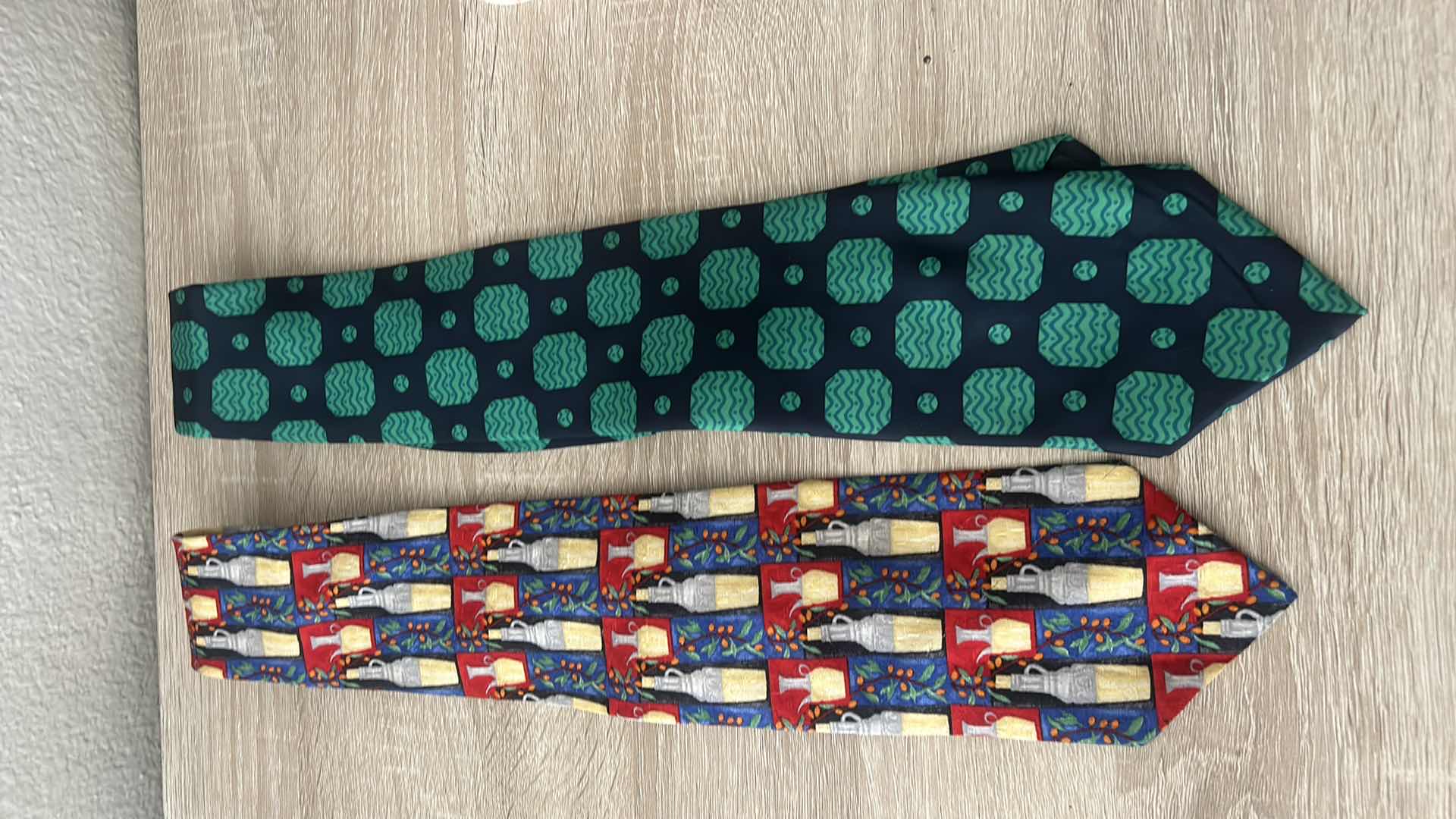 Photo 1 of 2 - MENS 100% SILK TIES MADE IN ITALY