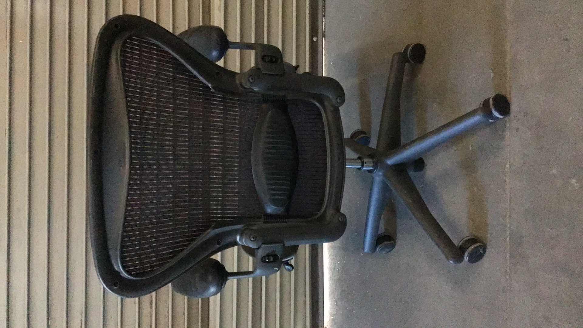 Photo 3 of HERMAN MILLER AERON GRAY & BLACK OFFICE CHAIR MODEL AJG1BBT1