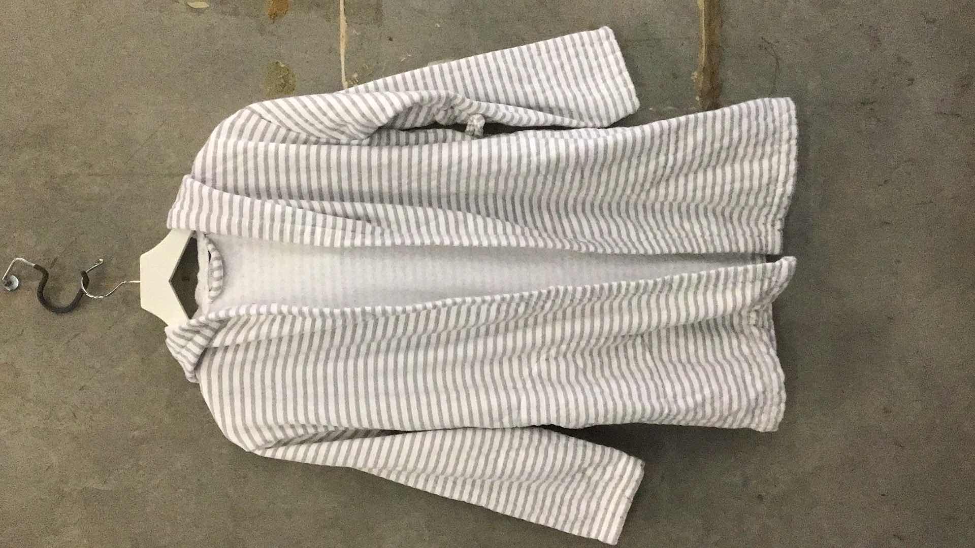 Photo 1 of FRETTE STRIPED BATH ROBE HOODIE WOMENS SMALL