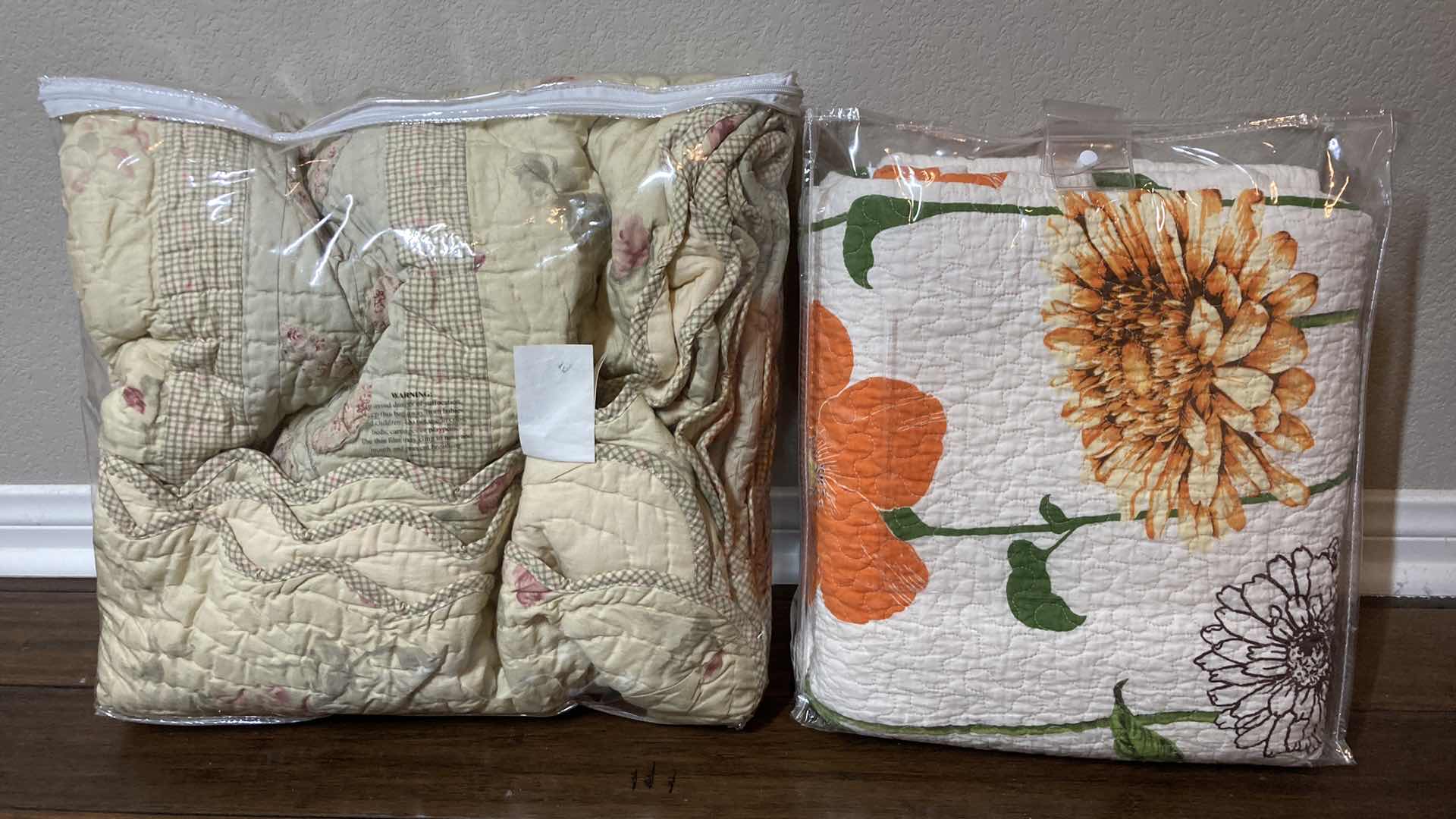 Photo 2 of SUNSHINE FLORAL QUILT & SUNFLOWER FLORAL QUILT FULL/QUEEN SIZE
