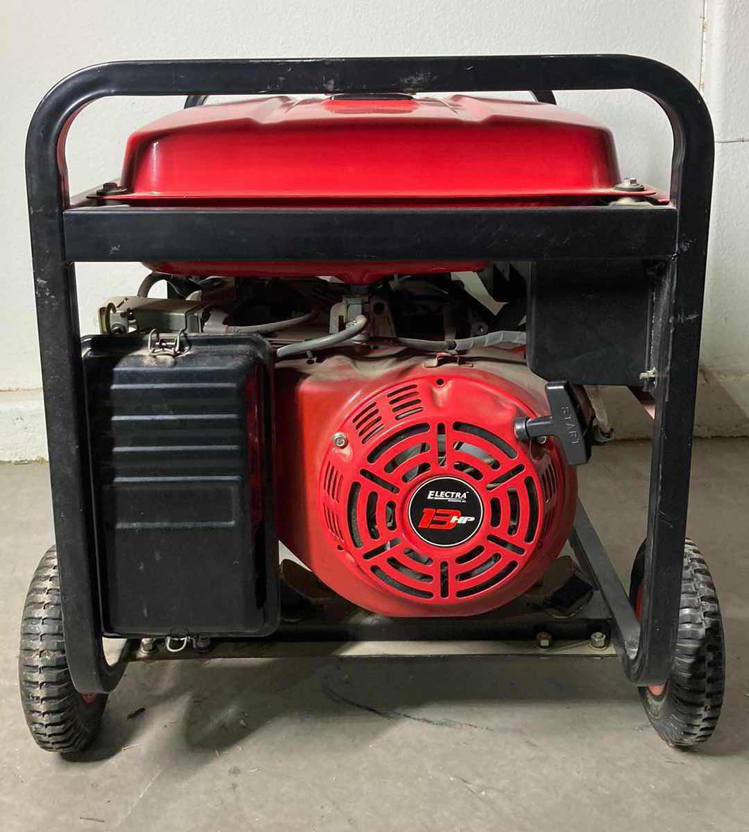 Photo 4 of ELECTRA 5500/8200WATTS 13HP GAS GENERATOR