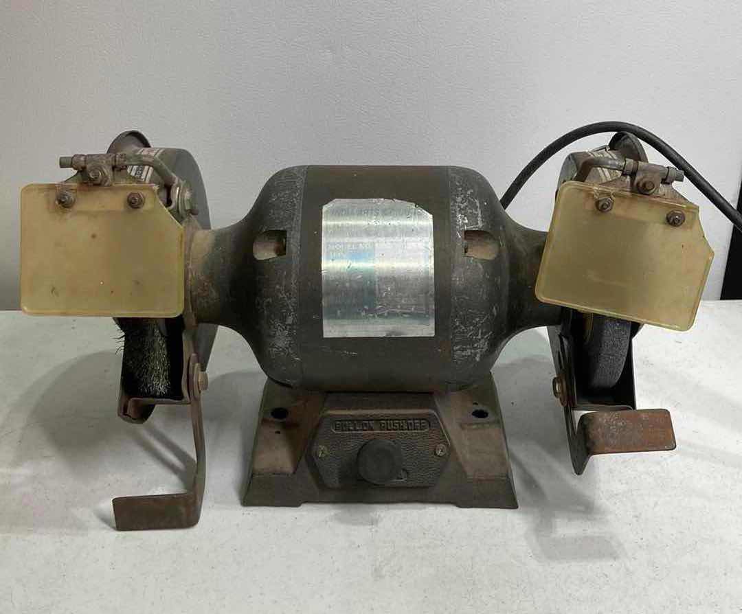 Photo 1 of INDIA ARTS & CRAFT GRINDER MODEL T38