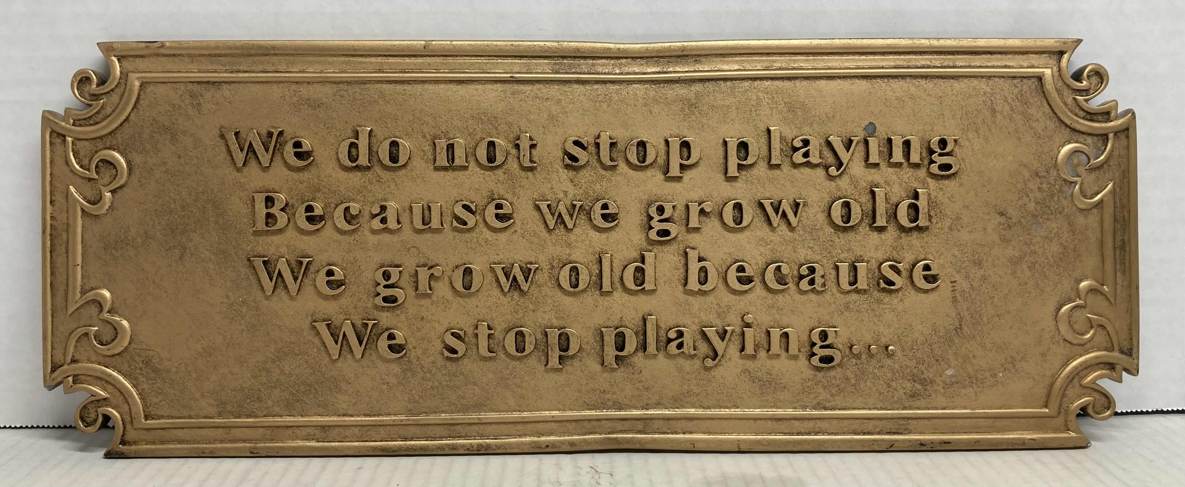 Photo 1 of LIVING LIFE QUOTE WALL PLAQUE 16” X 6