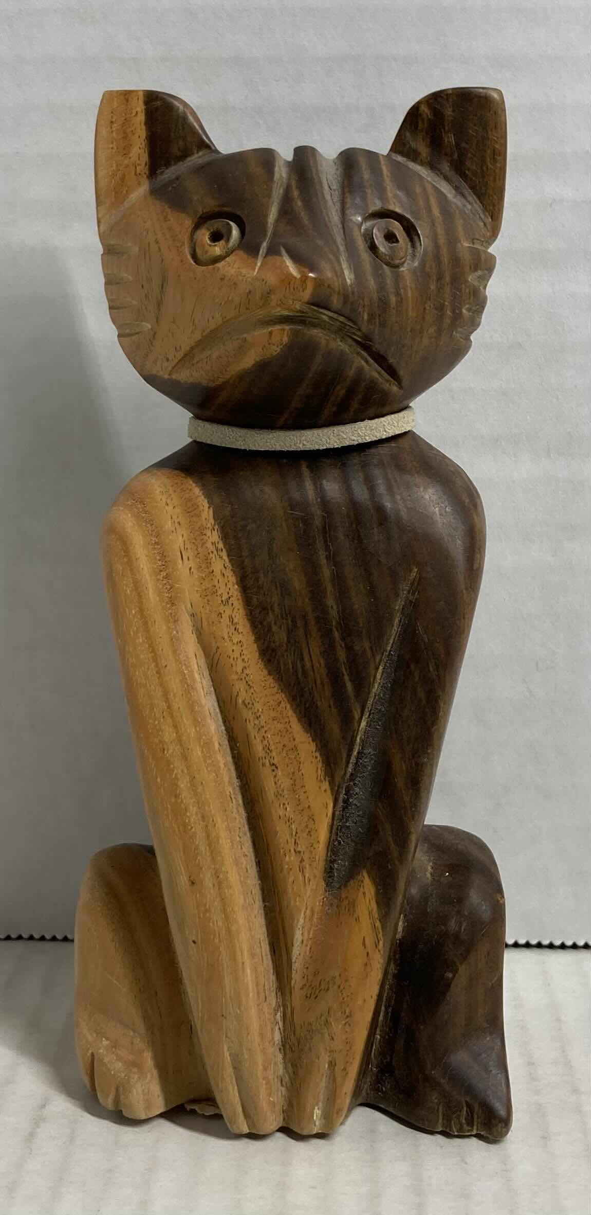 Photo 1 of CAT WOODEN MEXICAN HAND CARVED SCULPTURE H6”