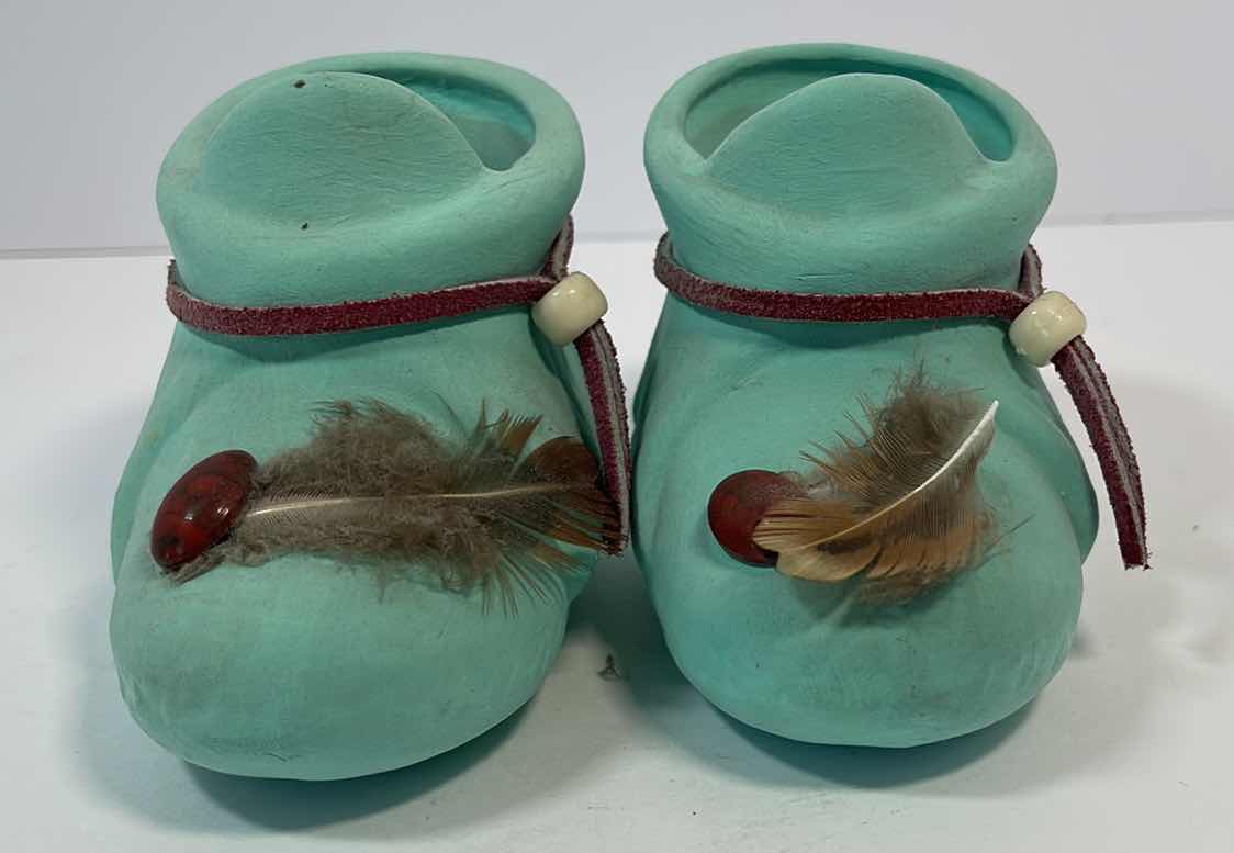 Photo 3 of HAND PAINTED CERAMIC BABY MOCCASINS H2.5”