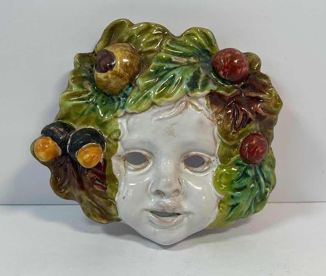 Photo 1 of VINTAGE BIORDI ITALY BACCHUS MAJOLICA POTTERY H5” FALL MINI FACE MASK WALL HANGING 