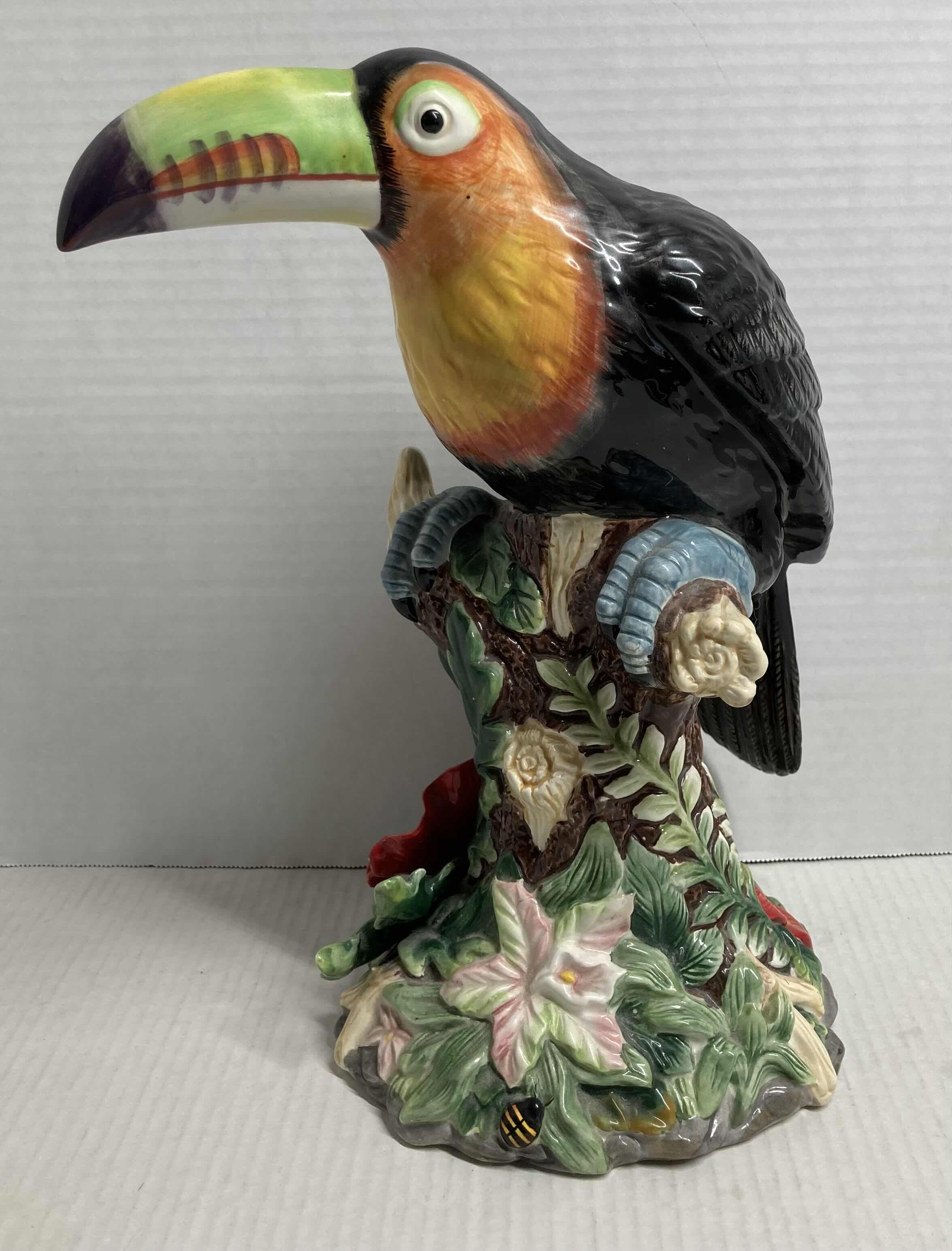 Photo 2 of TROPICAL TOUCAN BIRD CERAMIC FIGURINE H14”