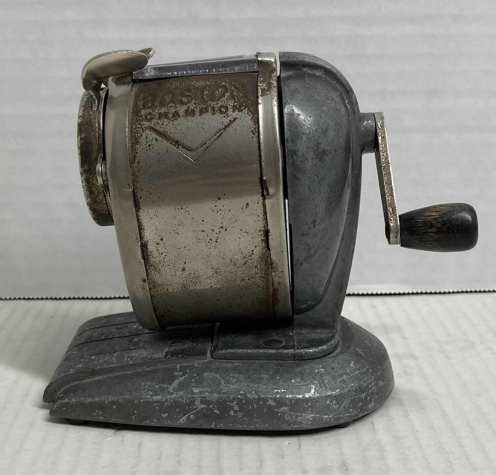 Photo 2 of BOSTON CHAMPION VINTAGE MANUAL PENCIL SHARPENER H 4”