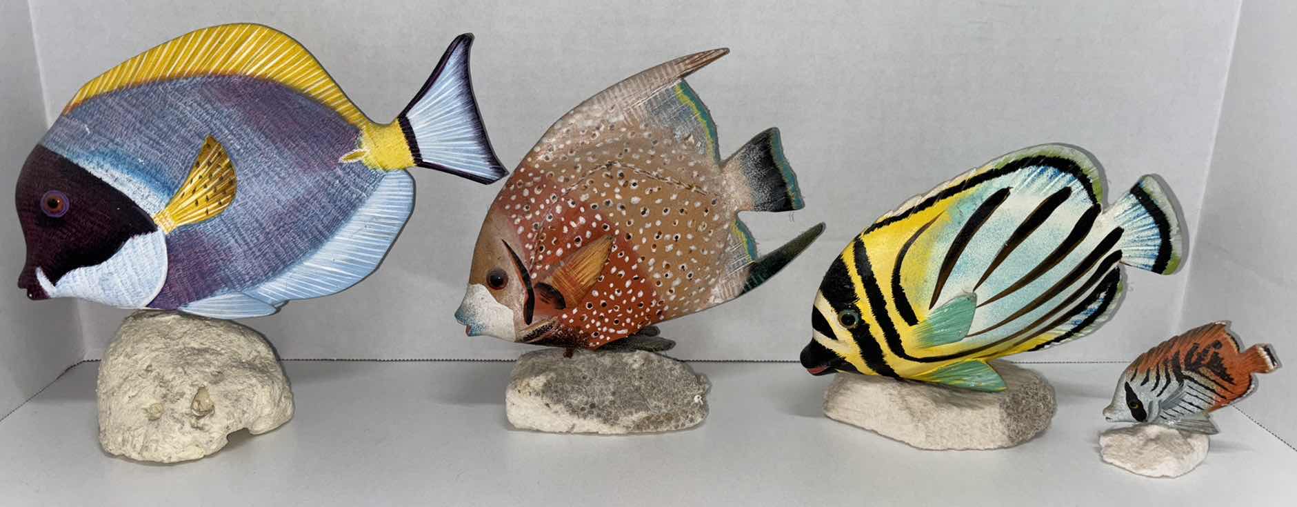 Photo 1 of NAUTICAL CARVED WOOD & HAND-PAINTED FISH FIGURINE DECOR