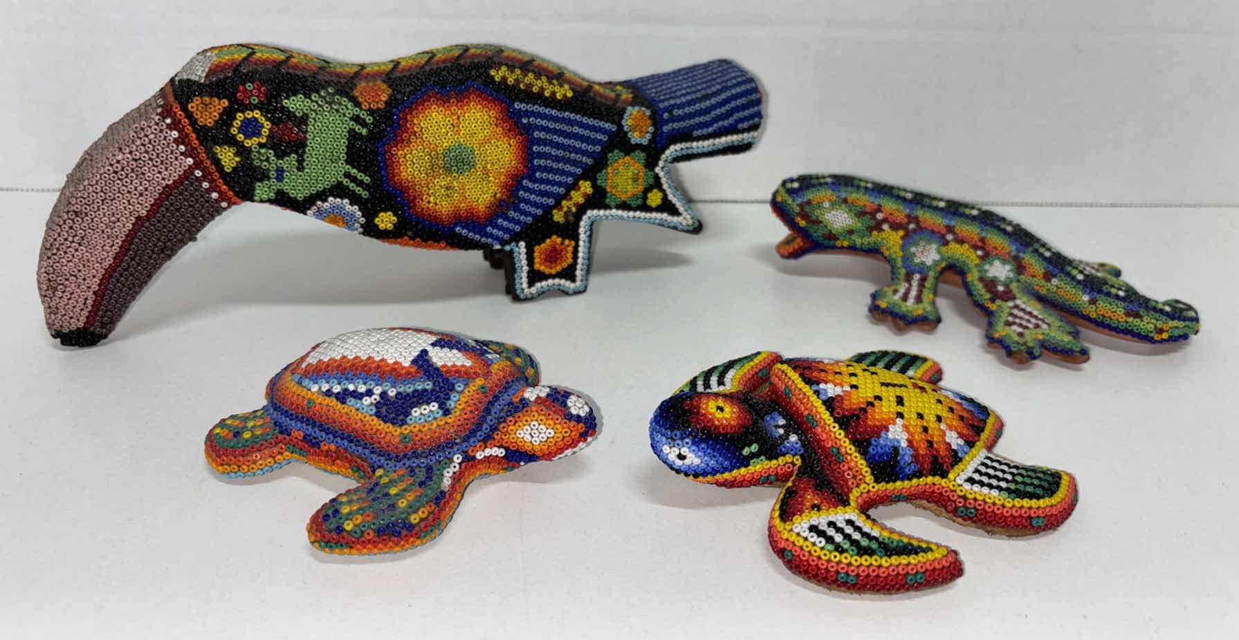 Photo 1 of MEXICAN FOLK ART HUICHOL TOUCAN, TURTLES & GECKO