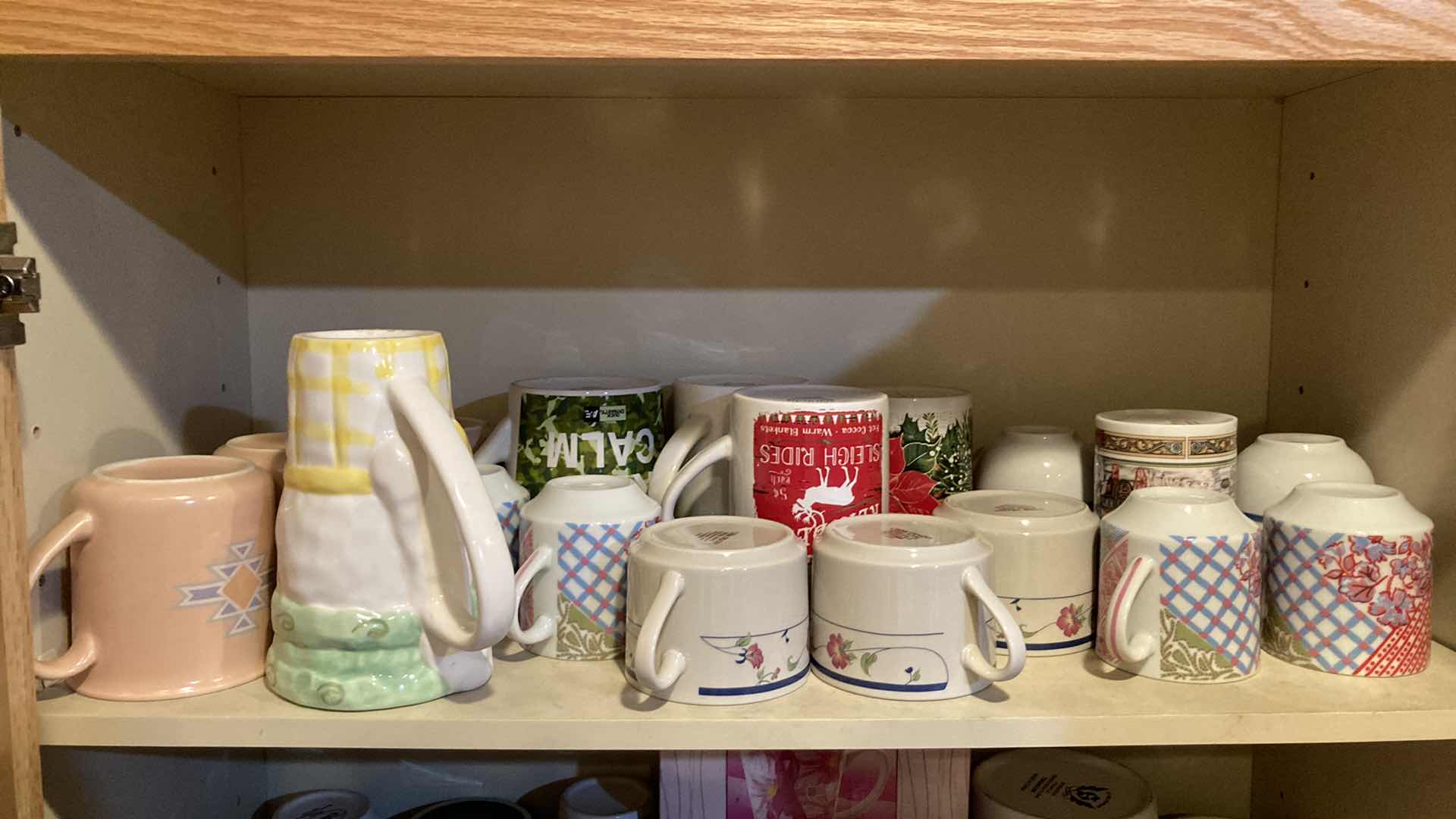 Photo 2 of CONTENTS OF CABINET- MUGS, TEACUPS & DRINKING GLASSES