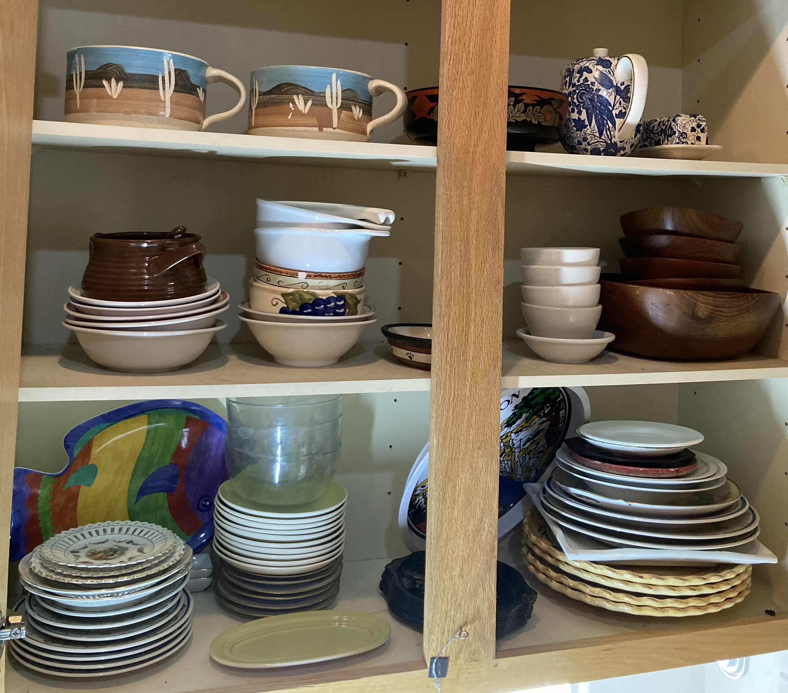 Photo 1 of CONTENTS OF CABINET- PLATES, BOWLS & SAUCERS