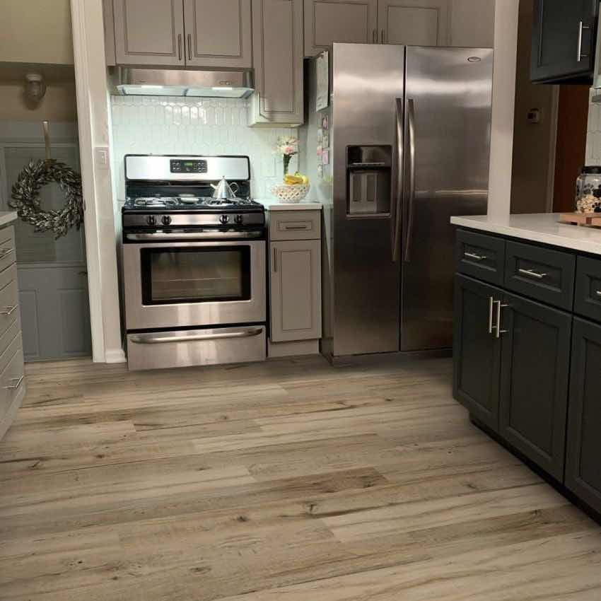 Photo 2 of CORETEC PLUS PREMIUM VALOR OAK FINISH SNAP IN CLICK VINYL PLANK FLOORING 7.13” X 72.05” (21.39sqft PER CASE/4CASES APPROX. 85.56sqft TOTAL)